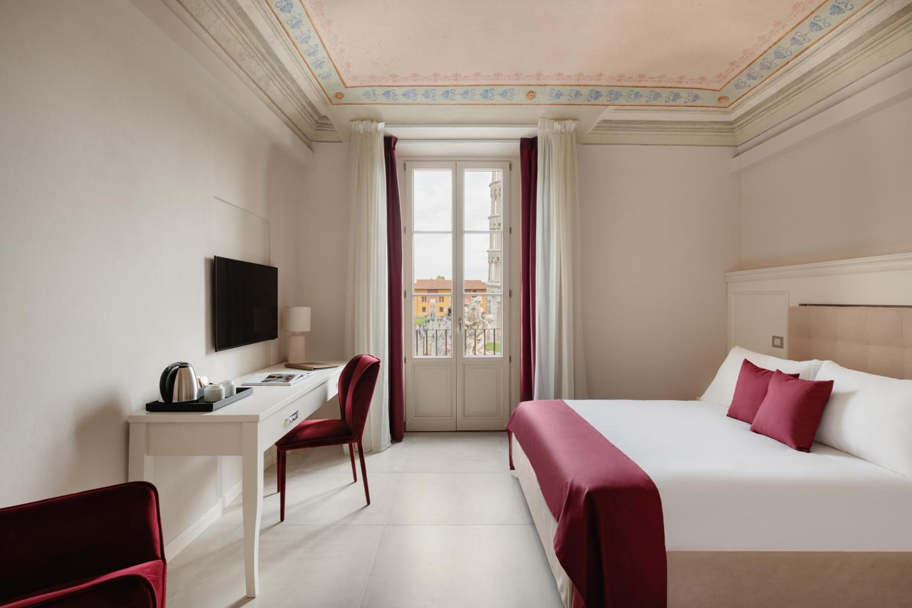 Double Room with Balcony and View photo 2