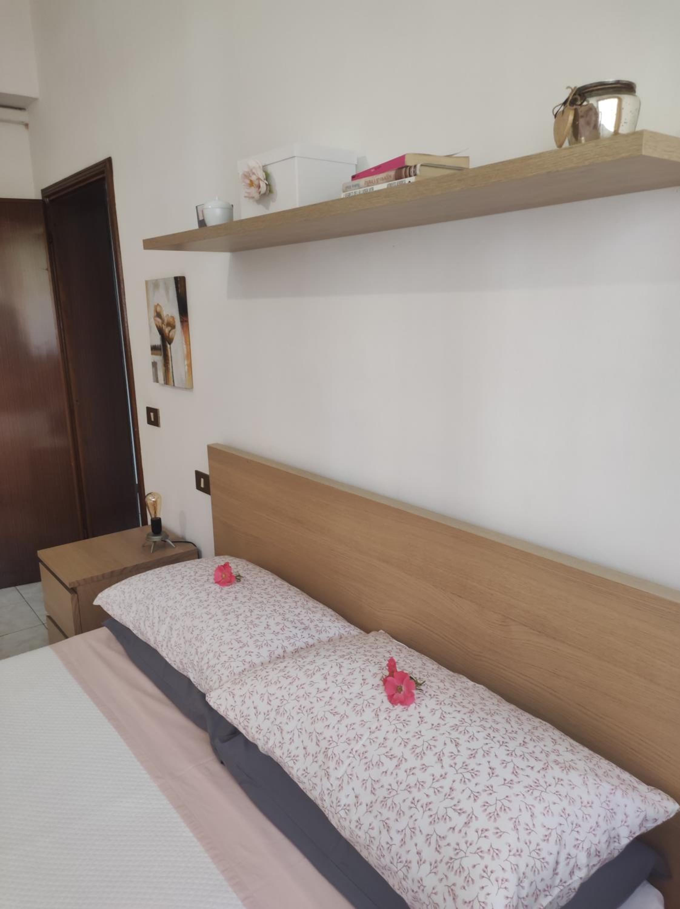 One-Bedroom House photo 3