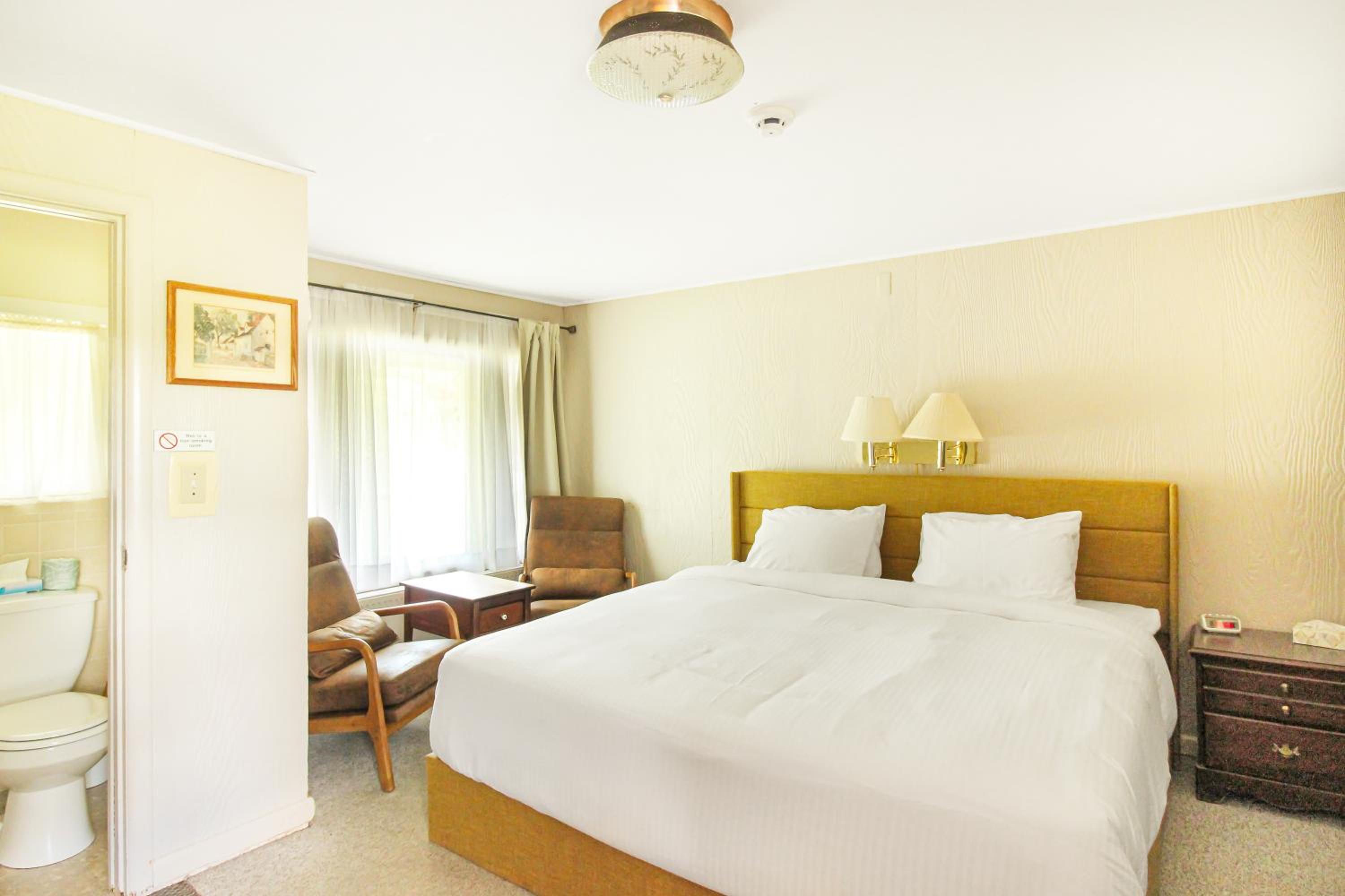 King Room with Balcony