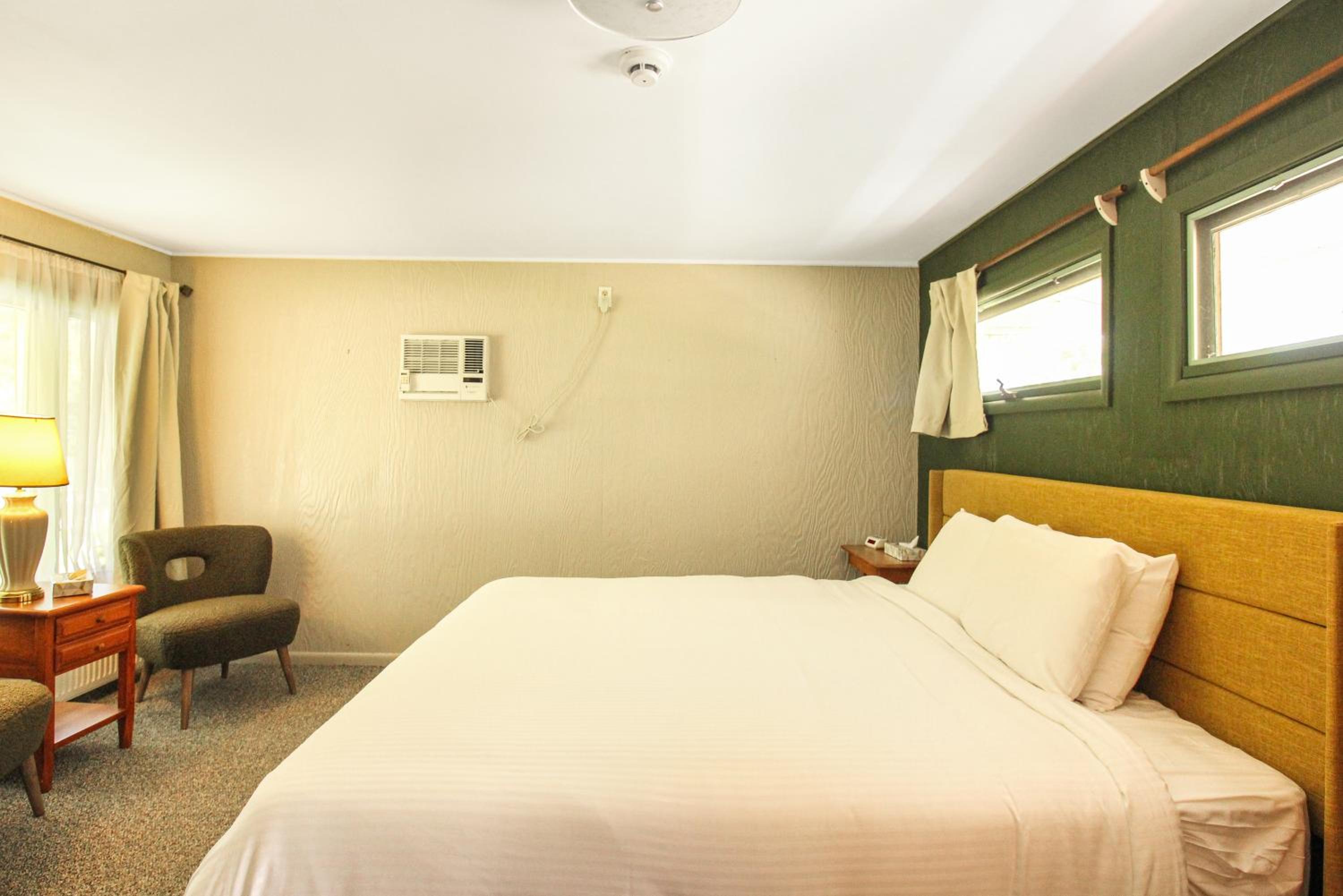 King Room with Balcony