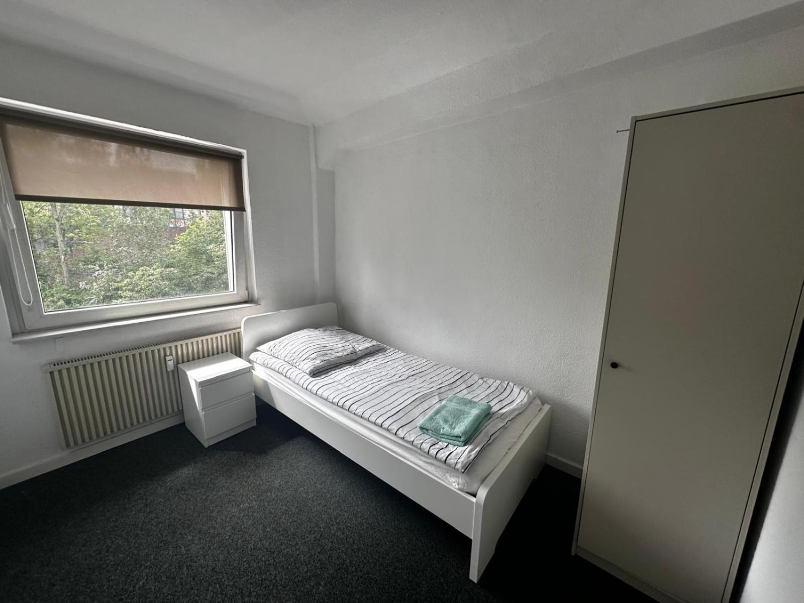 Apartment photo 2