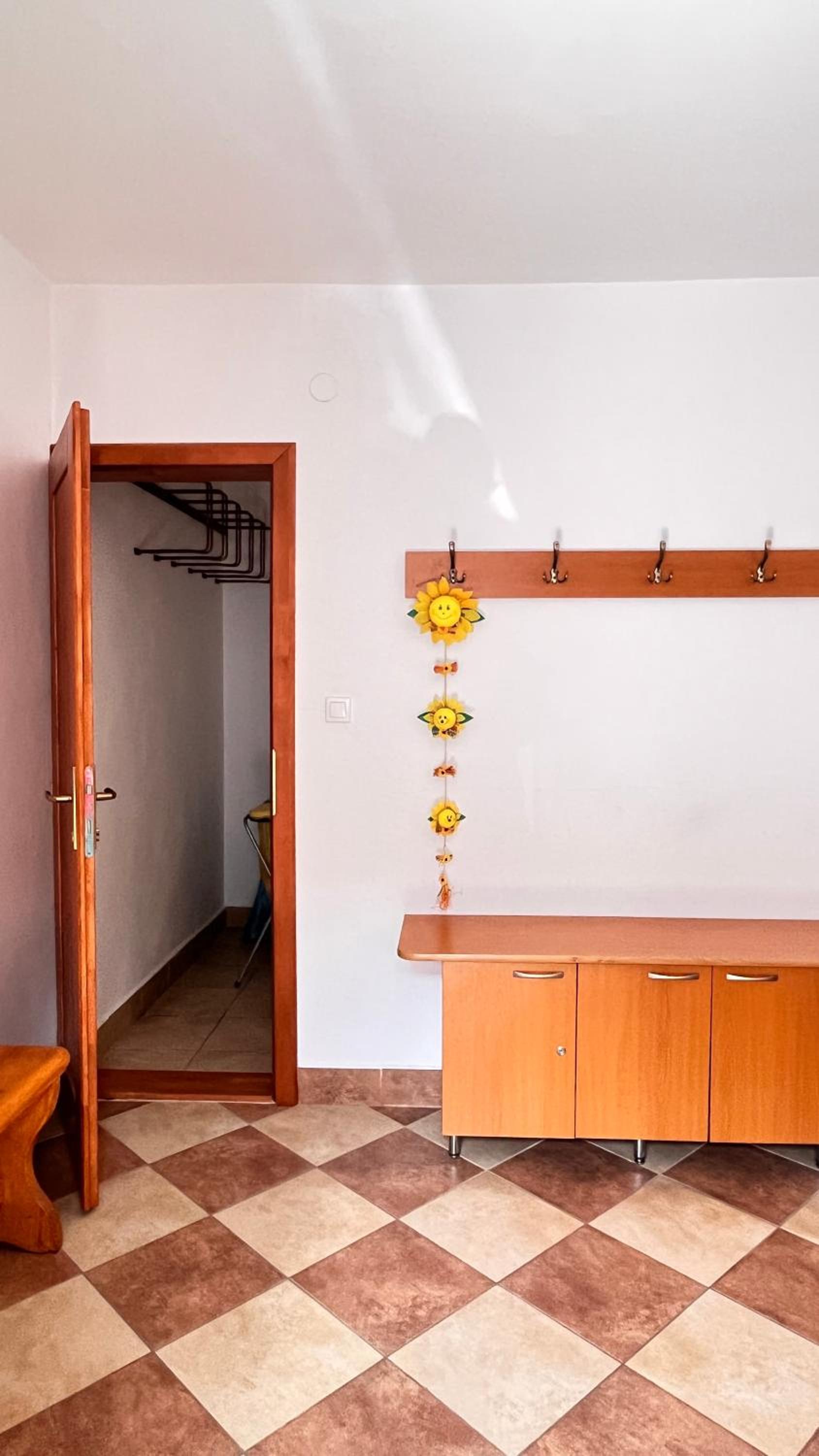 One-Bedroom Apartment with View photo 1