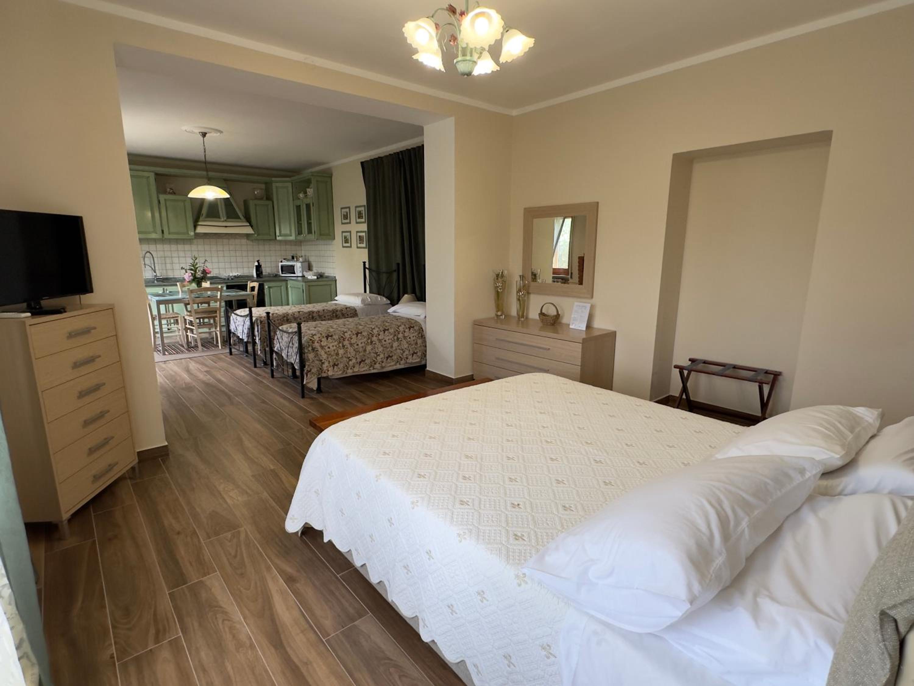 Double Room with Garden View photo 3