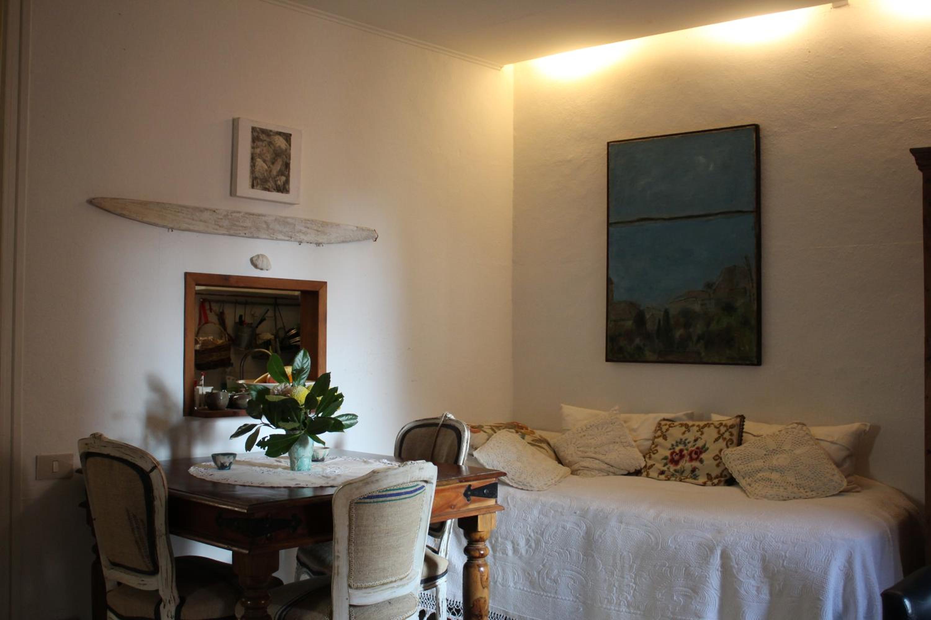 One-Bedroom House photo 3