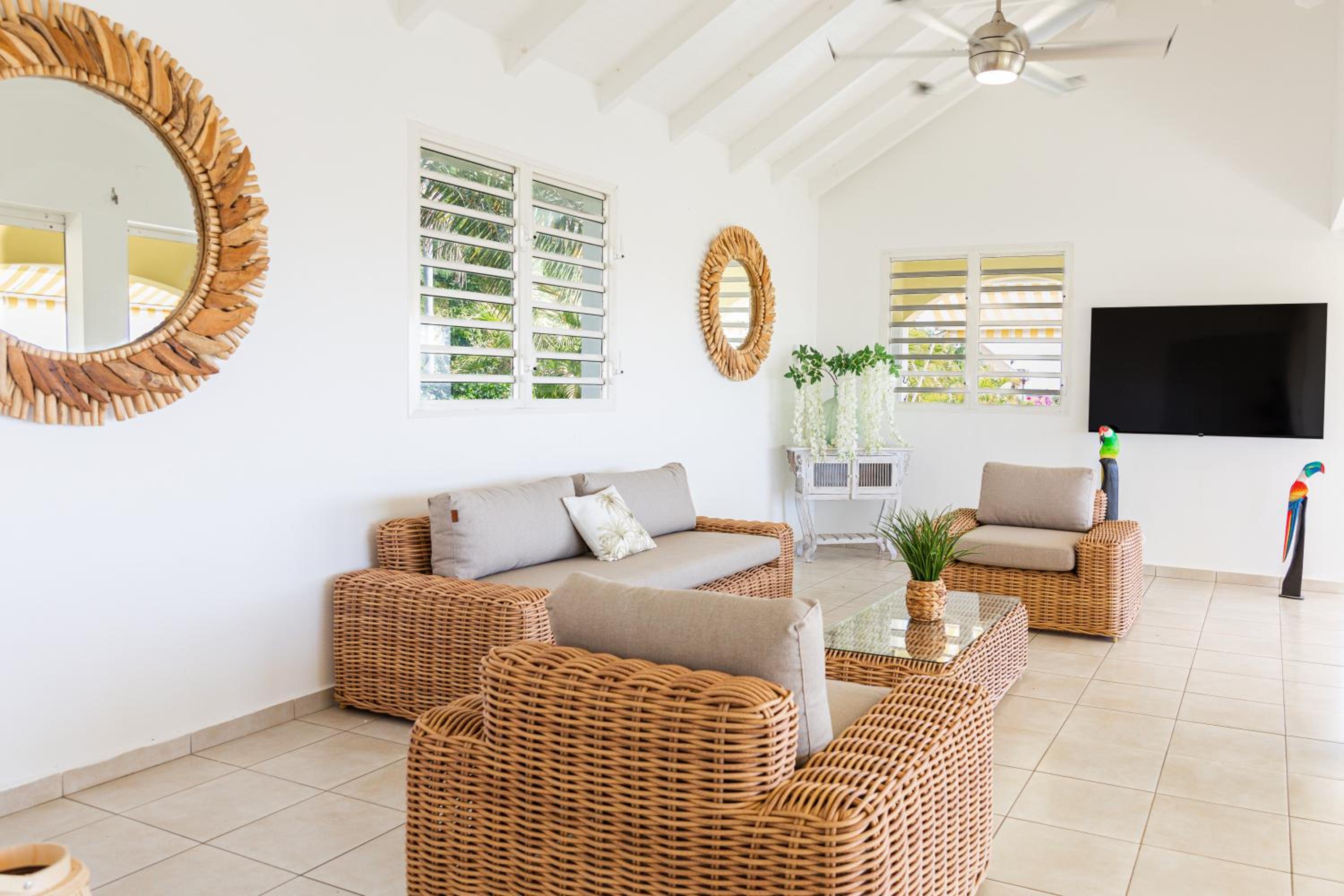 Three-Bedroom Villa photo 1