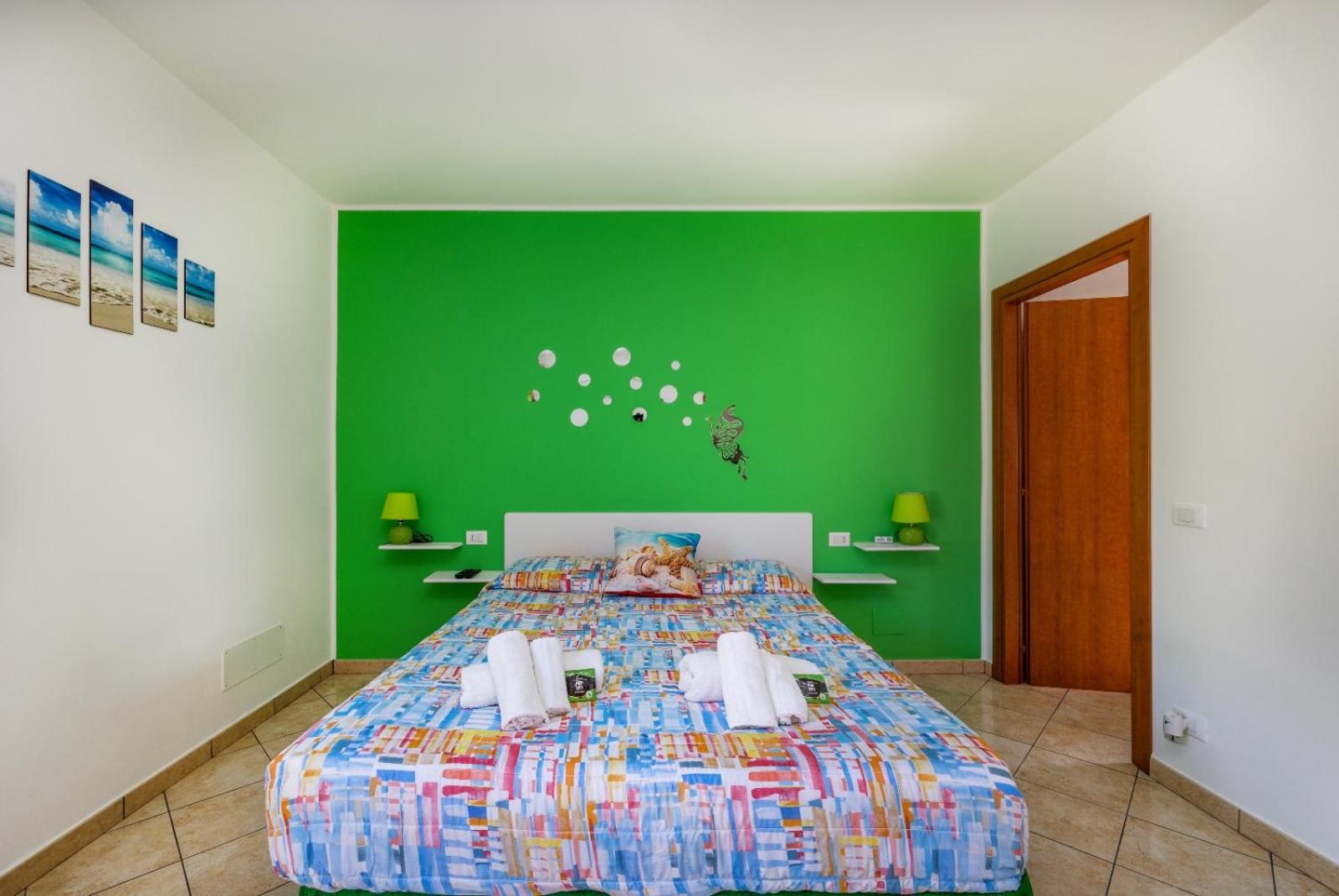 Large Double Room photo 1