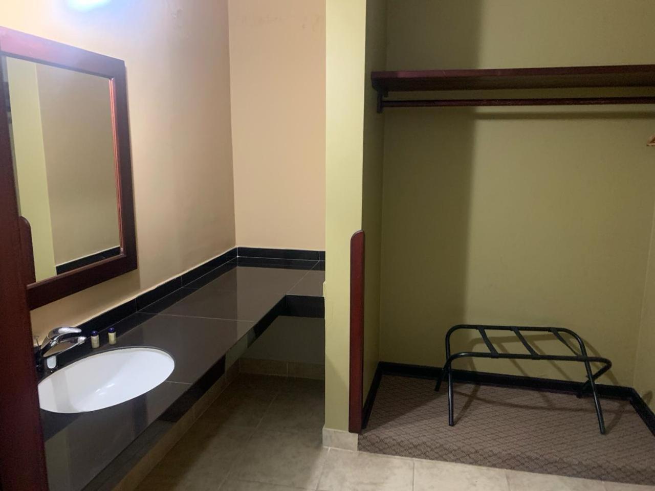 Queen Room with Two Queen Beds - Photo 14