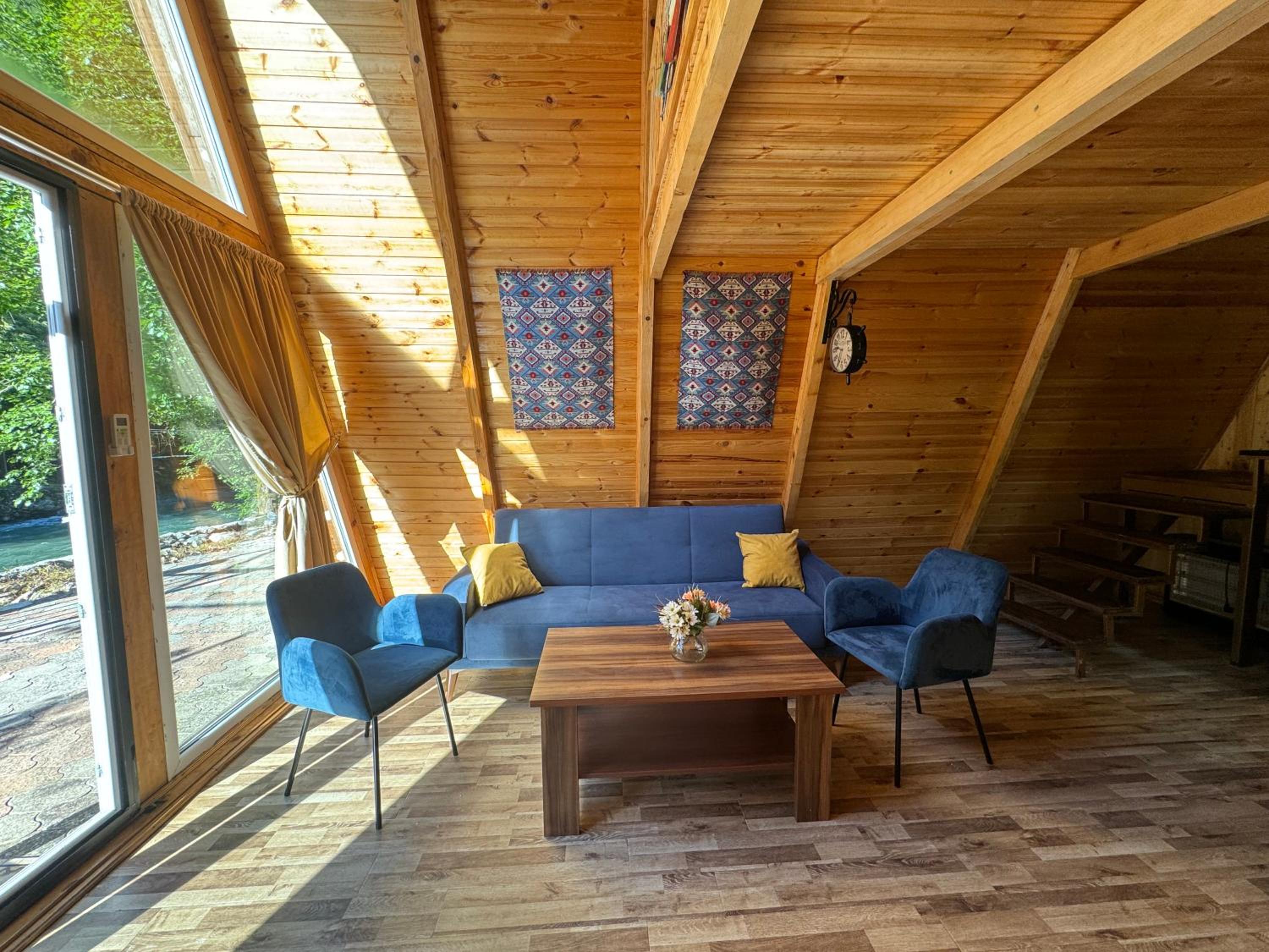 One-Bedroom Chalet photo 2