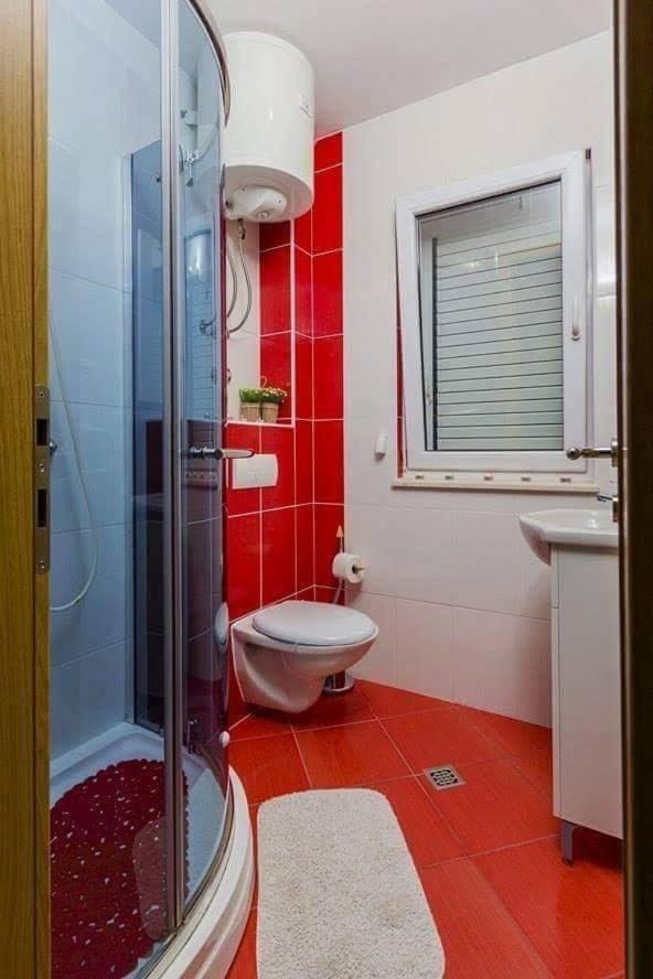 One-Bedroom Apartment with Balcony photo 2
