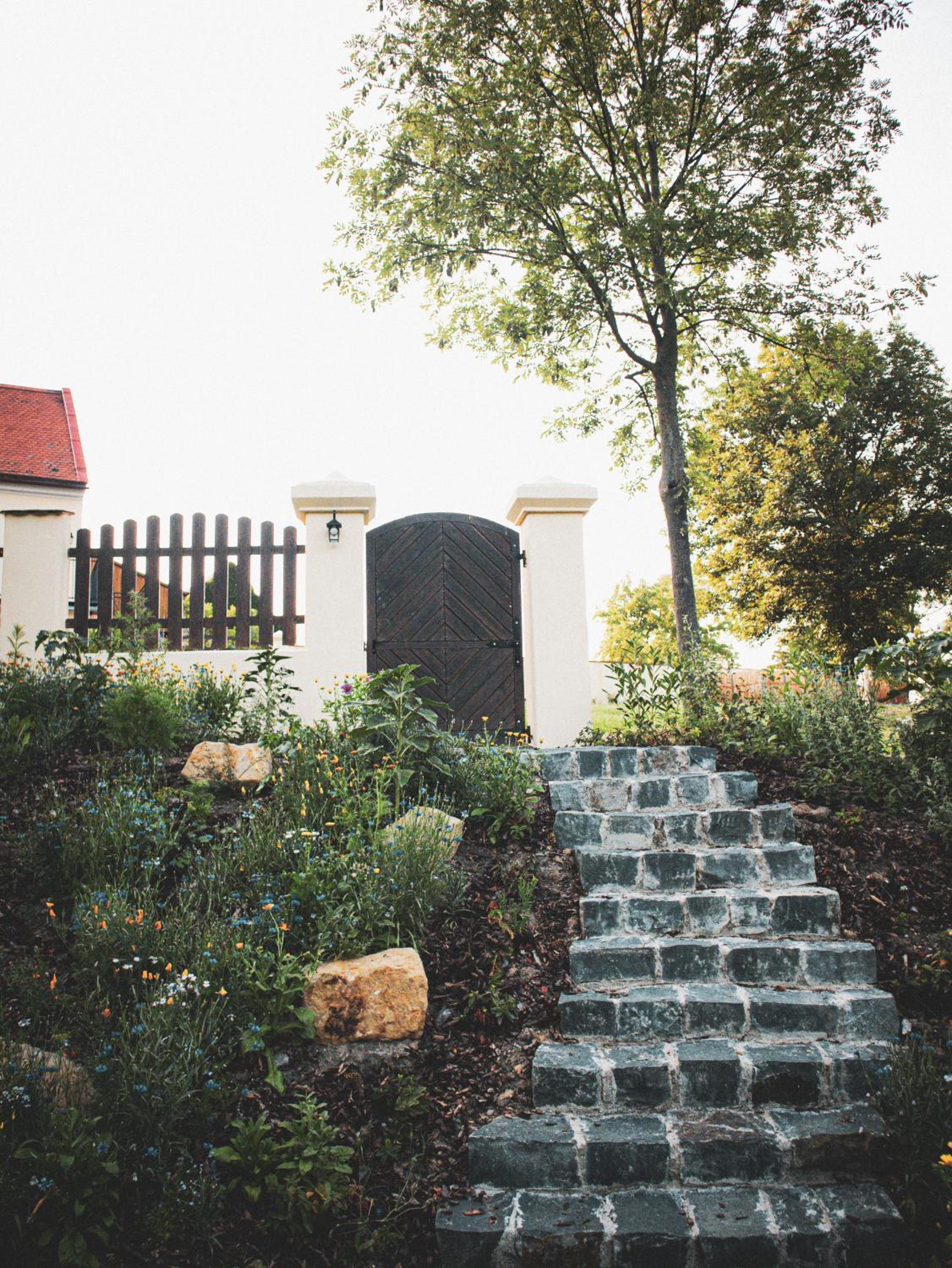 Villa photo 3