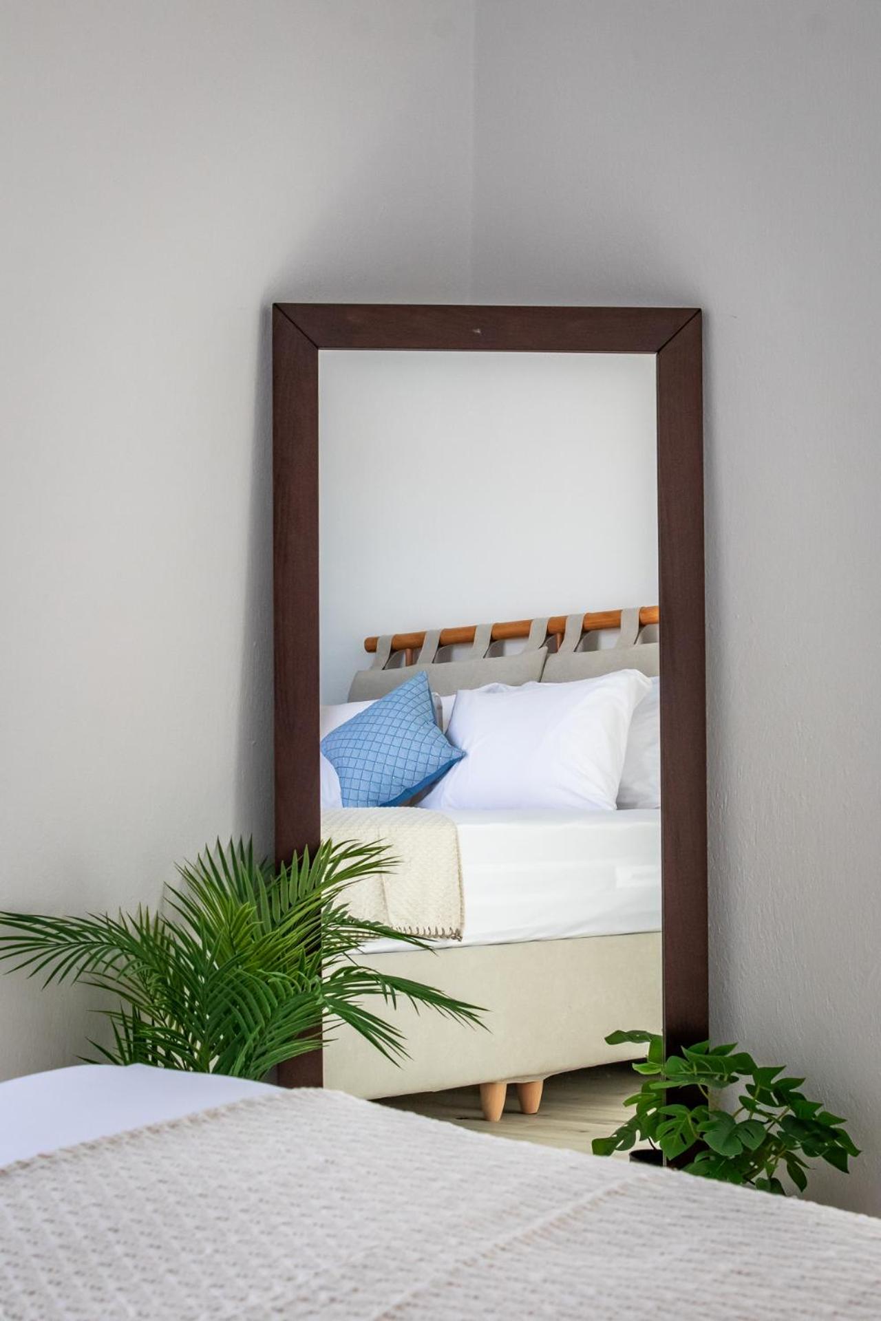 Two-Bedroom House photo 3