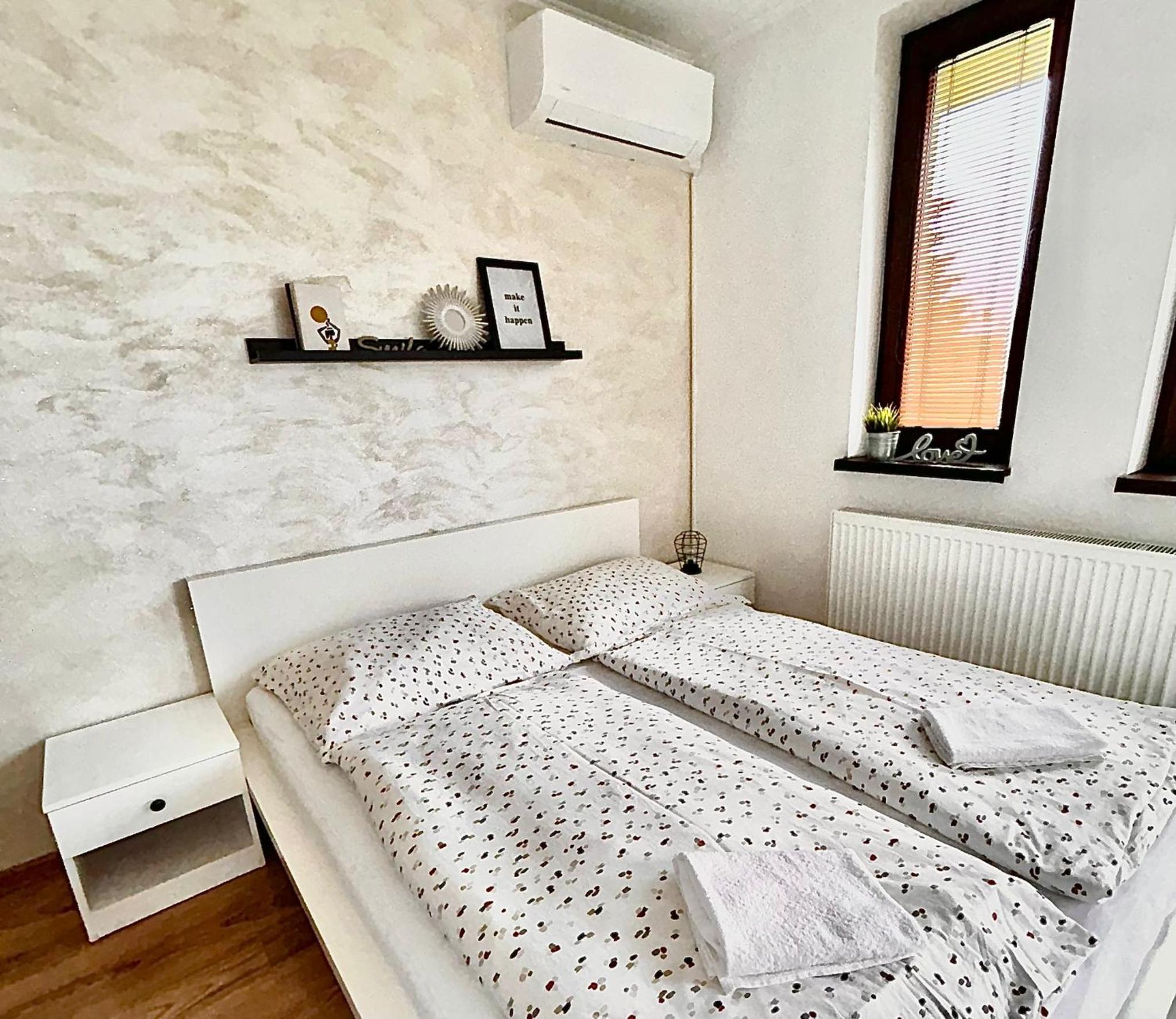 Double Room with Terrace - Photo 24