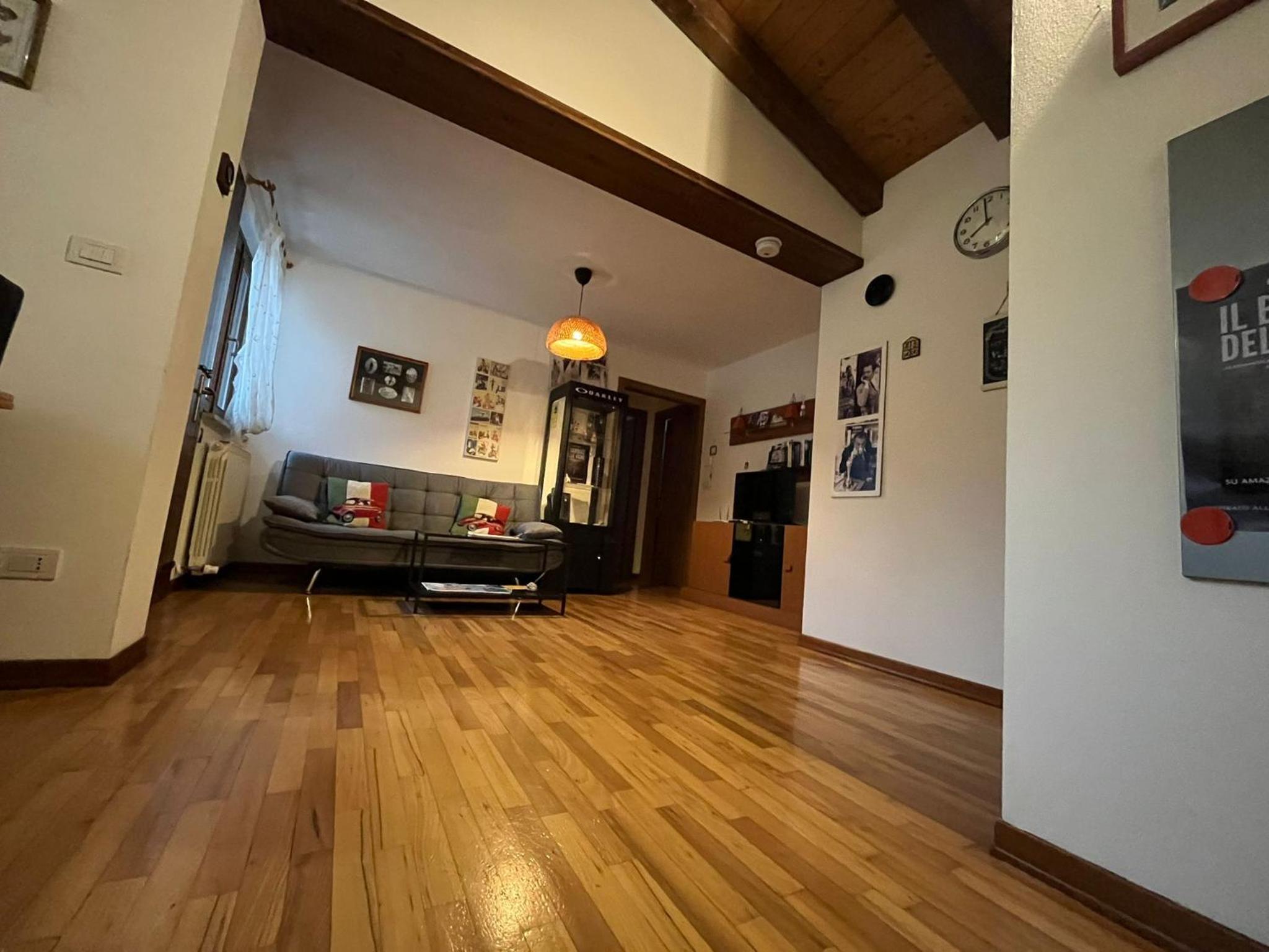 One-Bedroom House photo 1