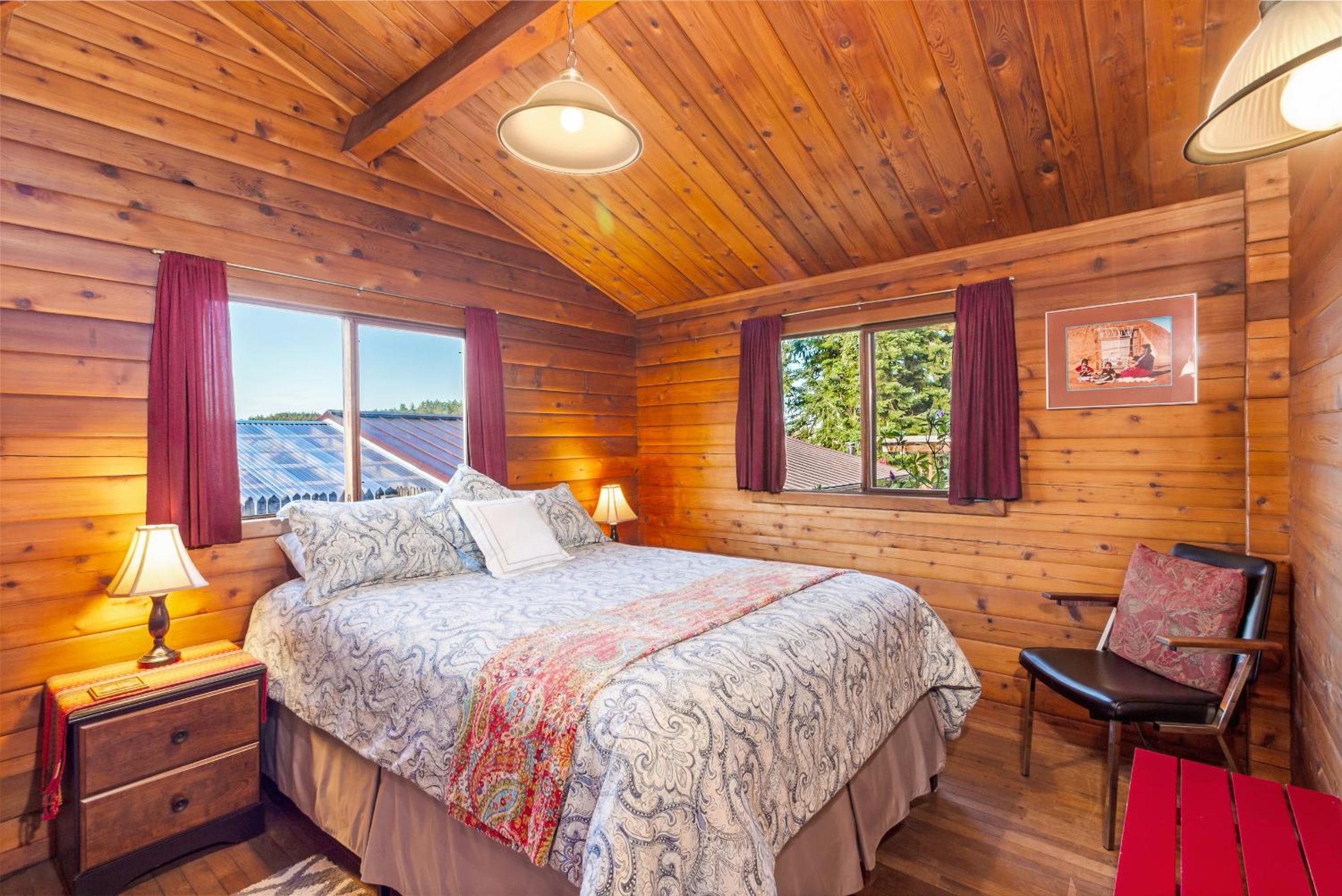 Two-Bedroom Cottage photo 2