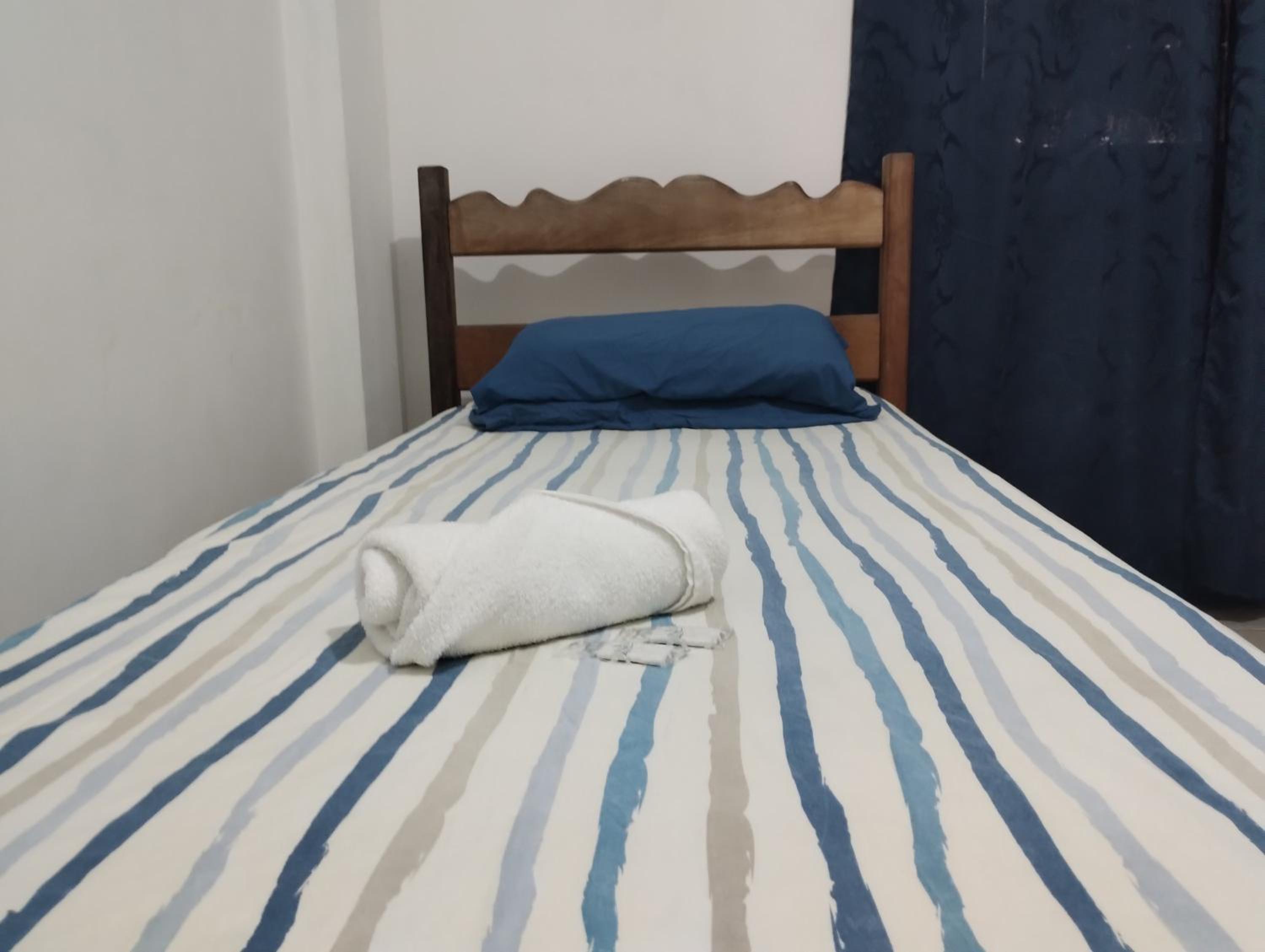 Single Room With Shared Bathroom photo 2
