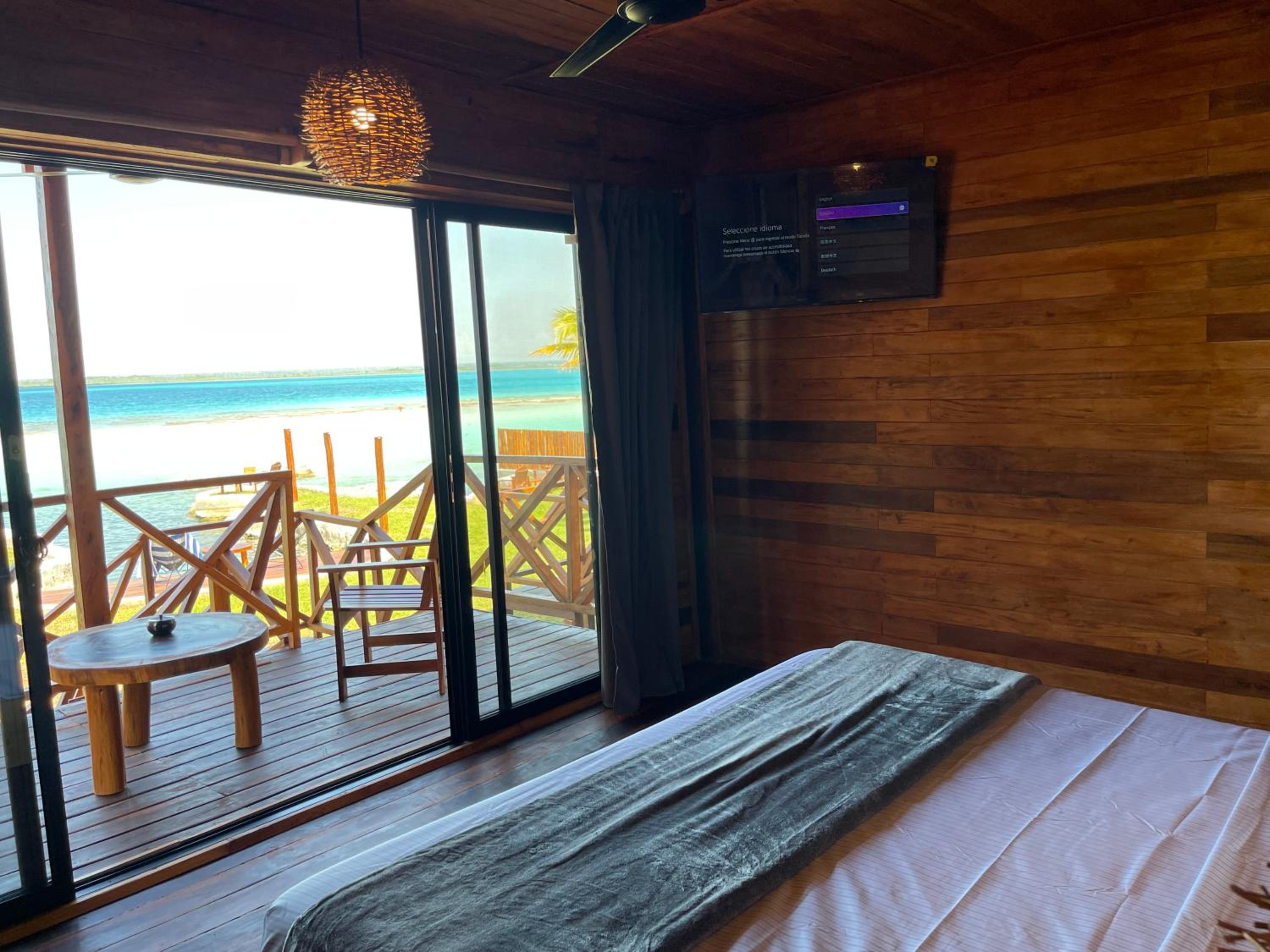 Bungalow - Water Front  photo 3