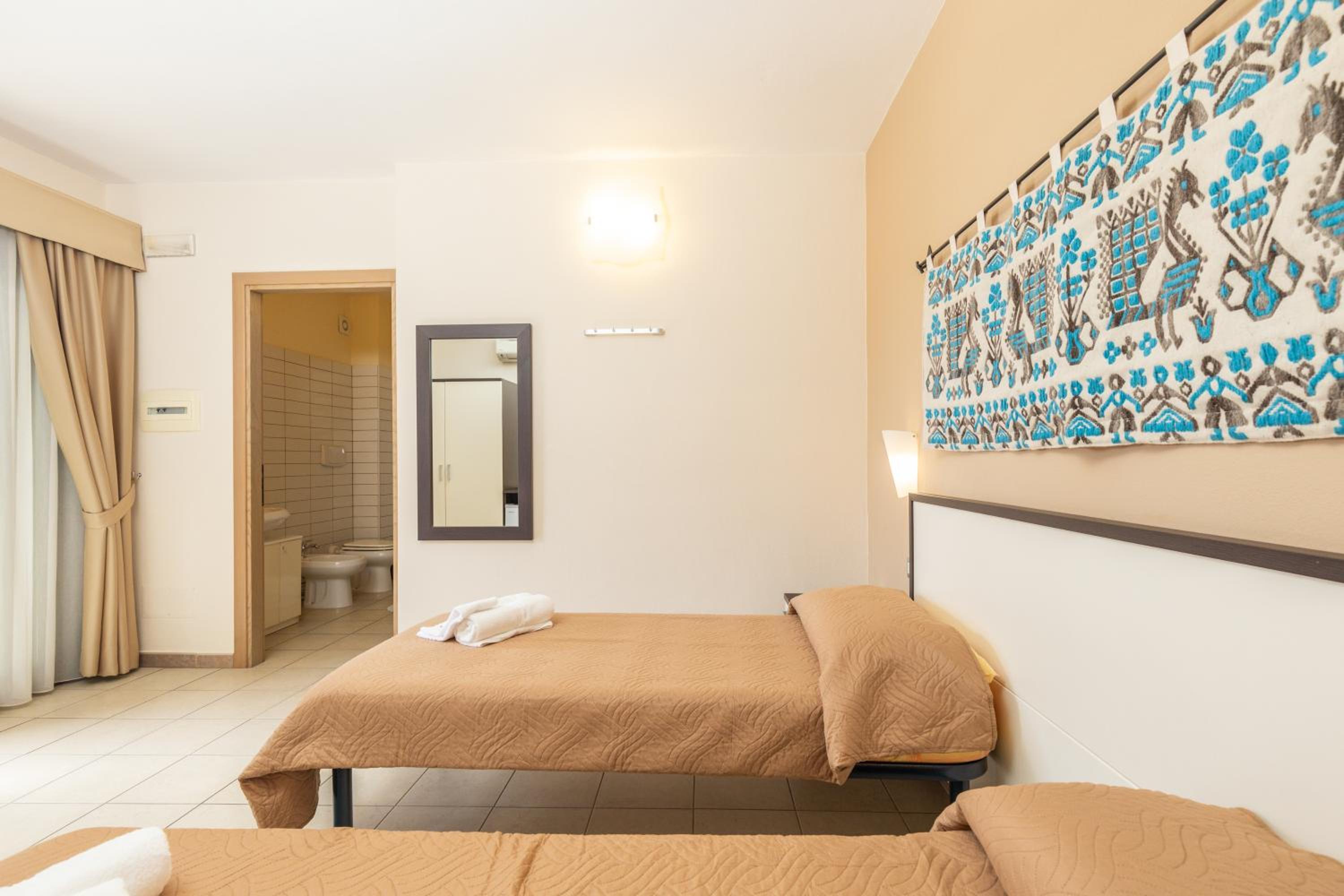 Triple Room with Balcony photo 1