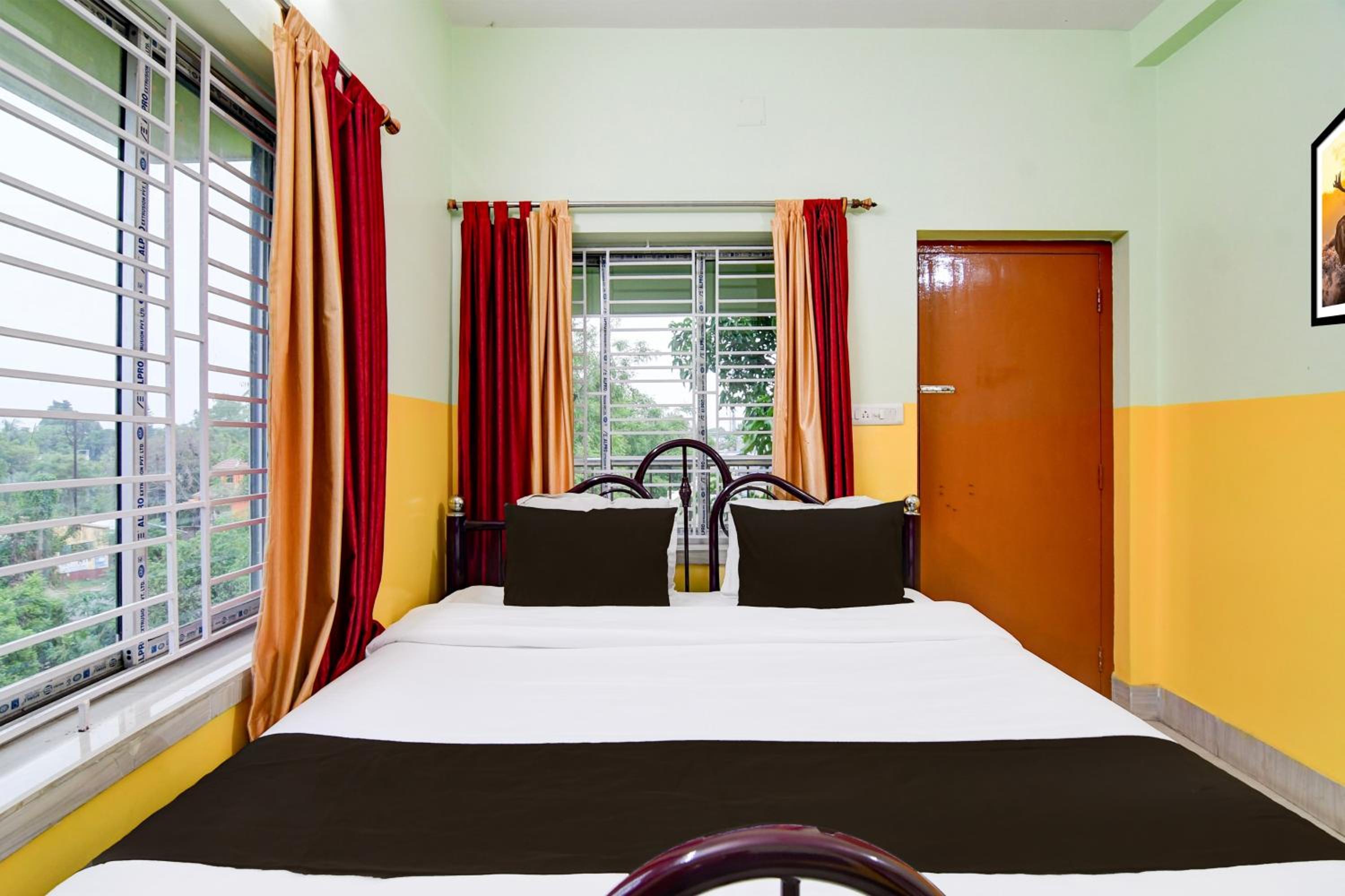 Classic Triple Room photo 2
