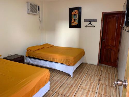 Double Room with Two Double Beds photo 1