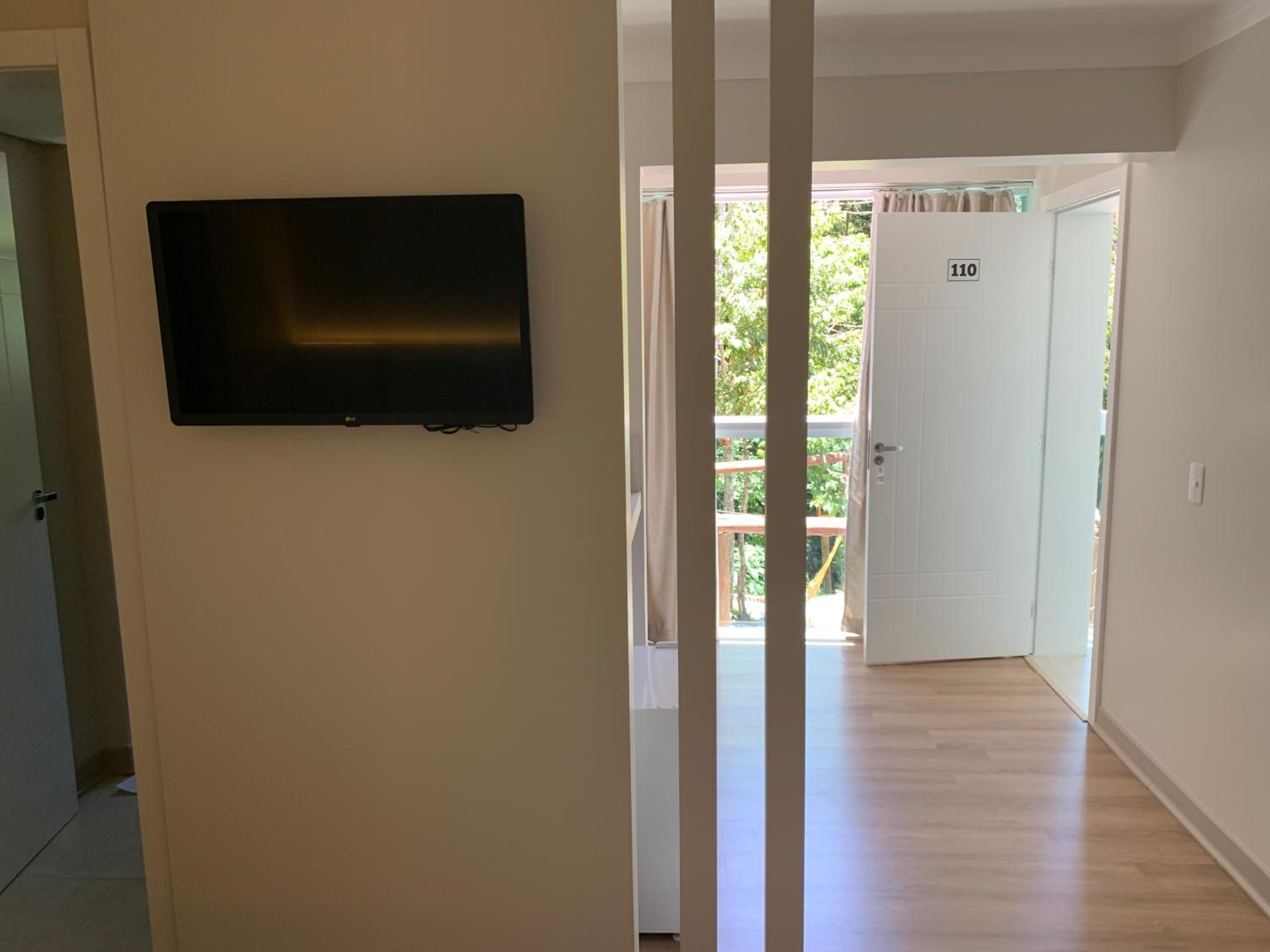 Classic Triple Room photo 2