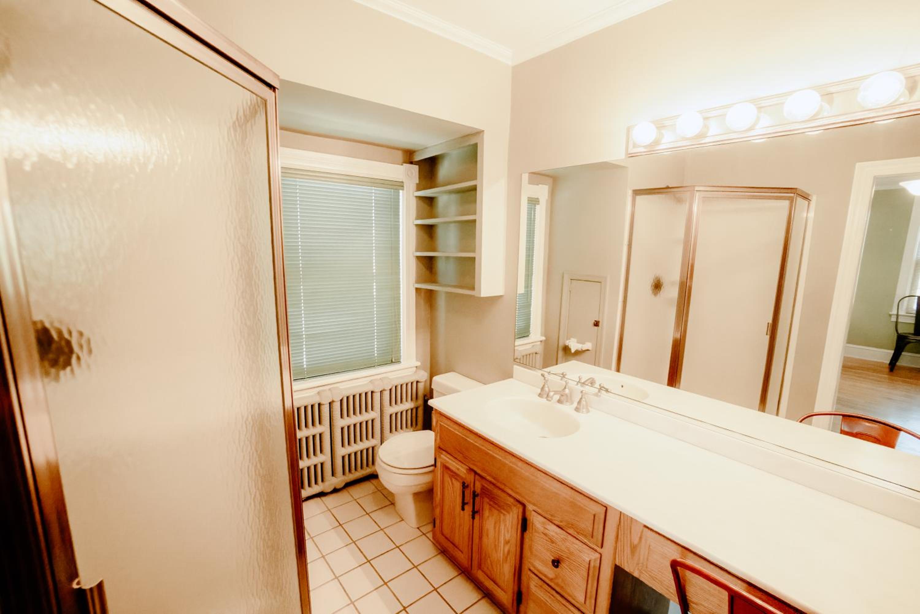 Four-Bedroom House photo 3