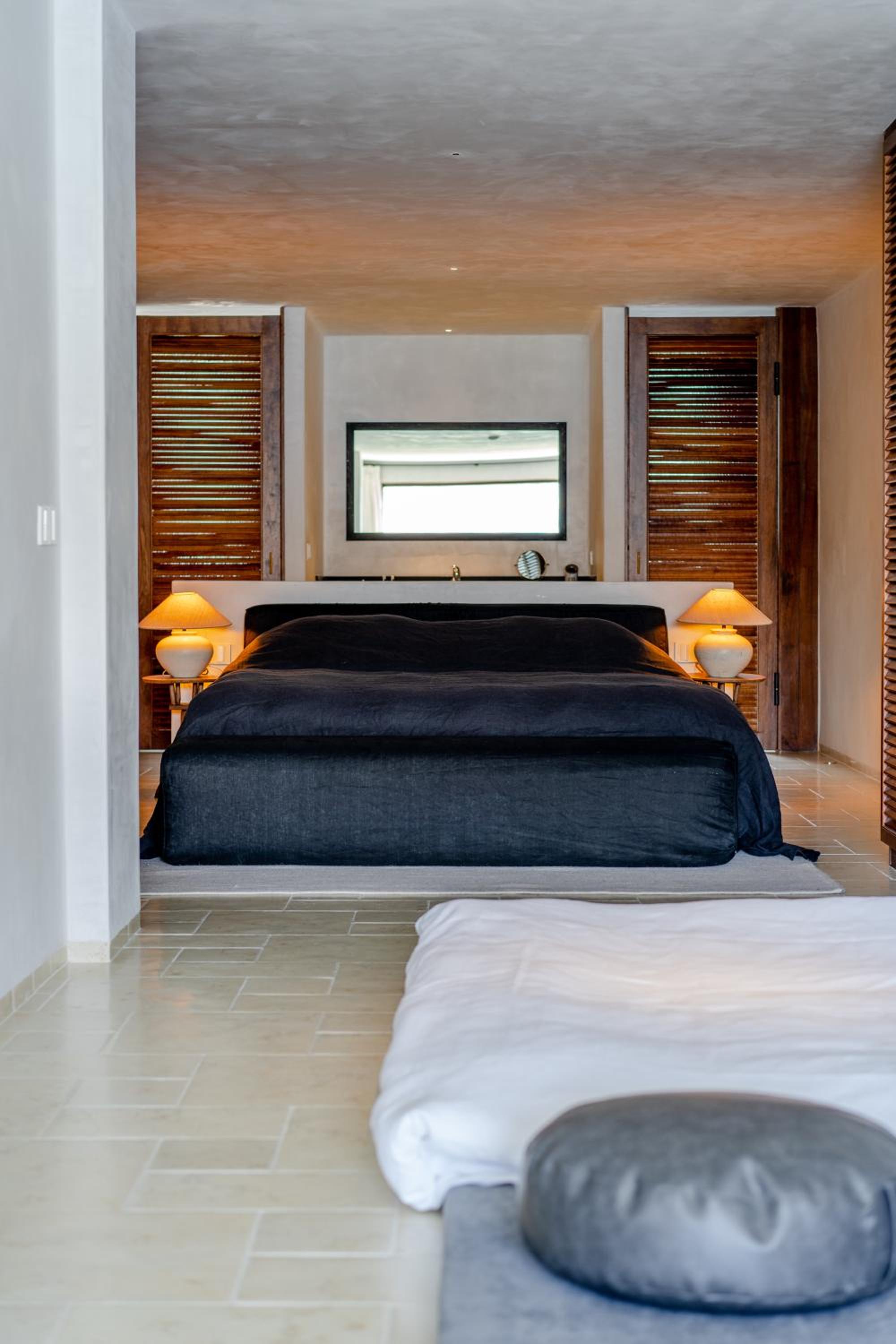 Deluxe Double Room with Bath photo 3