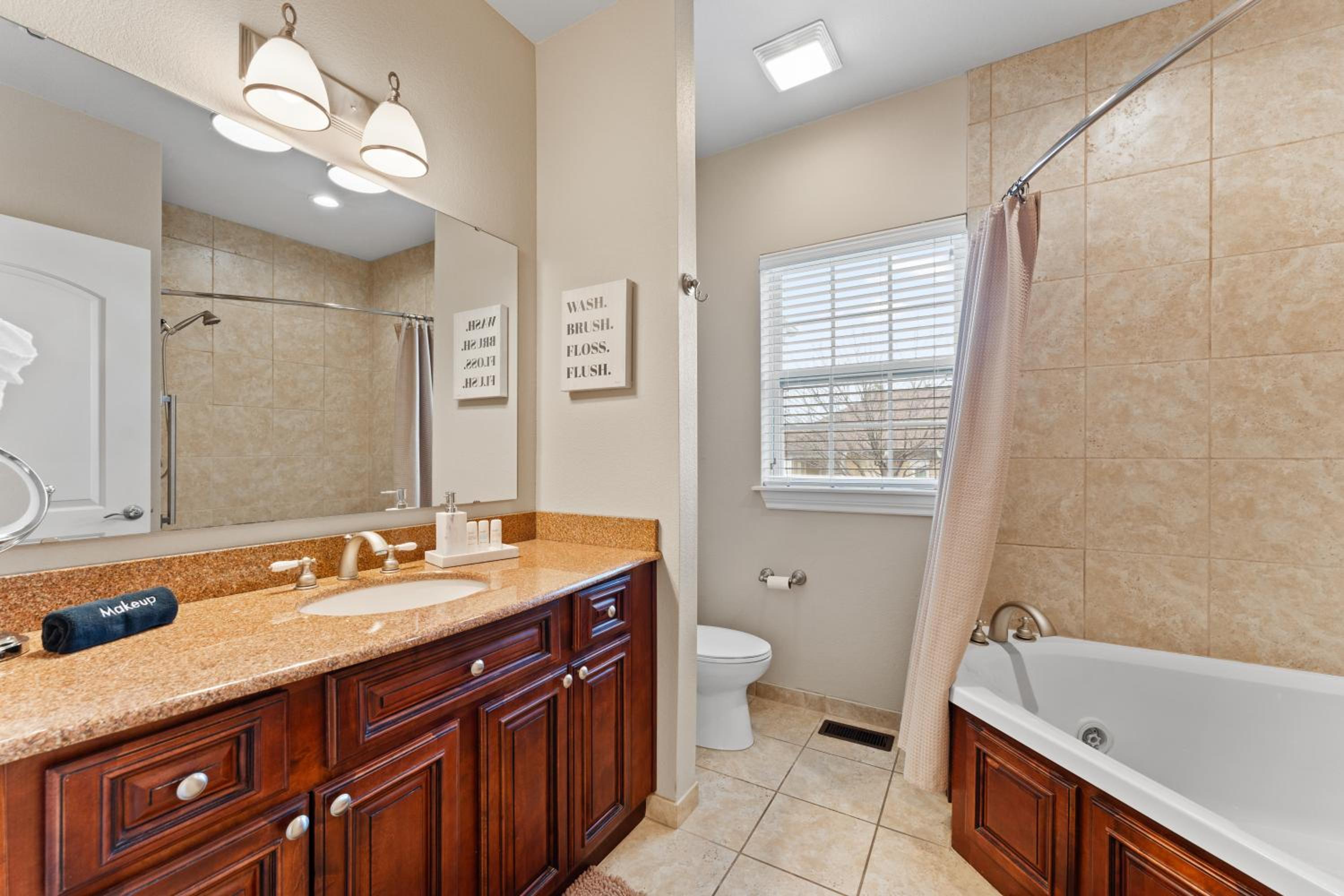Two-Bedroom House photo 3