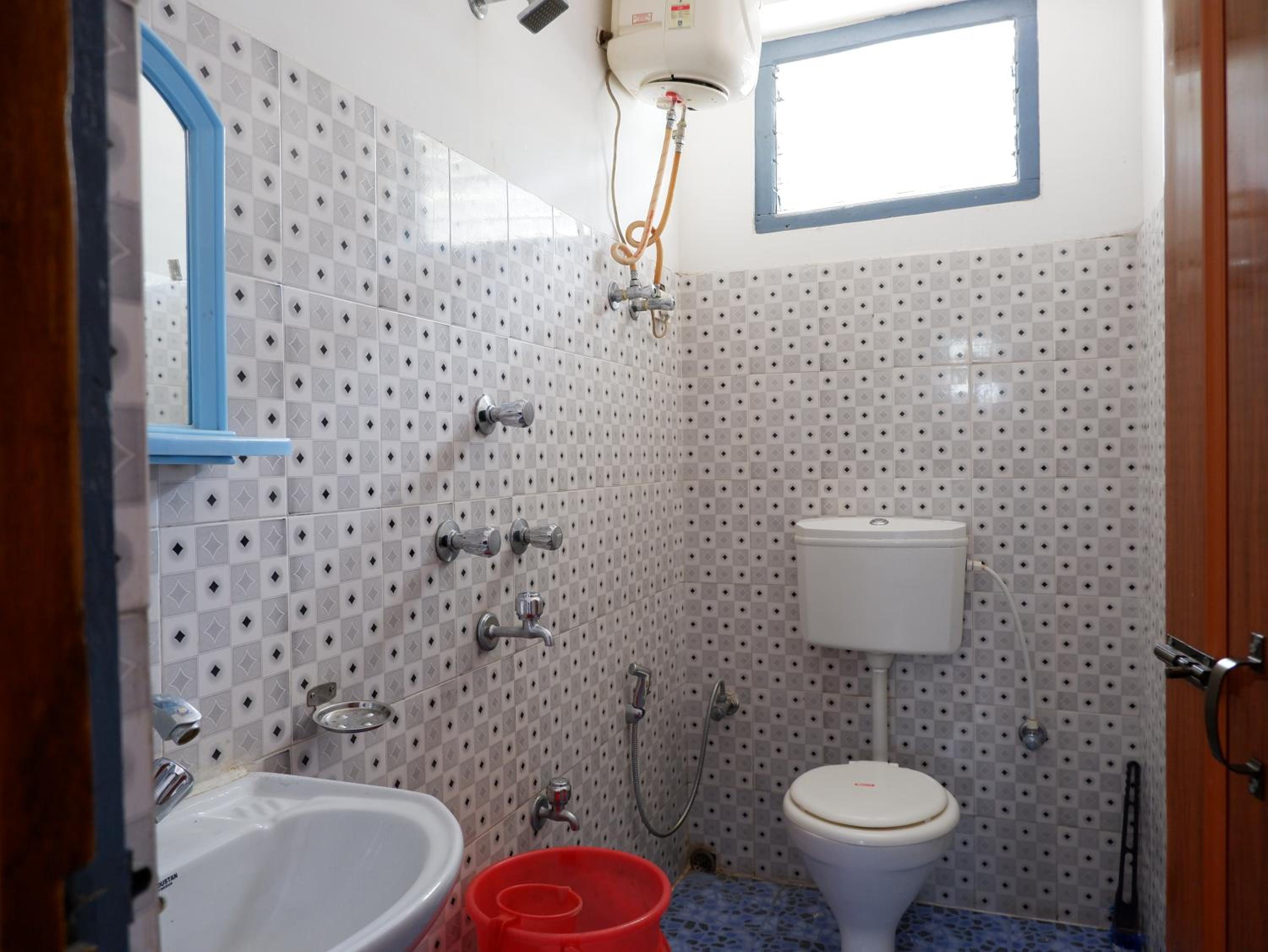 Standard Double Or Twin Room With Garden View photo 3