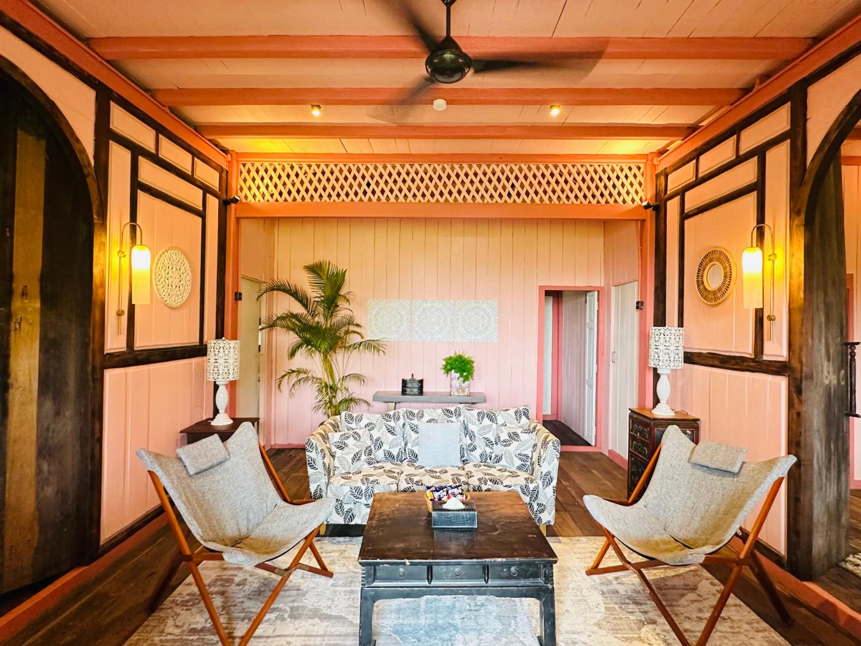 Two-Bedroom Suite with Pool View - Johor House 1 - Photo 5