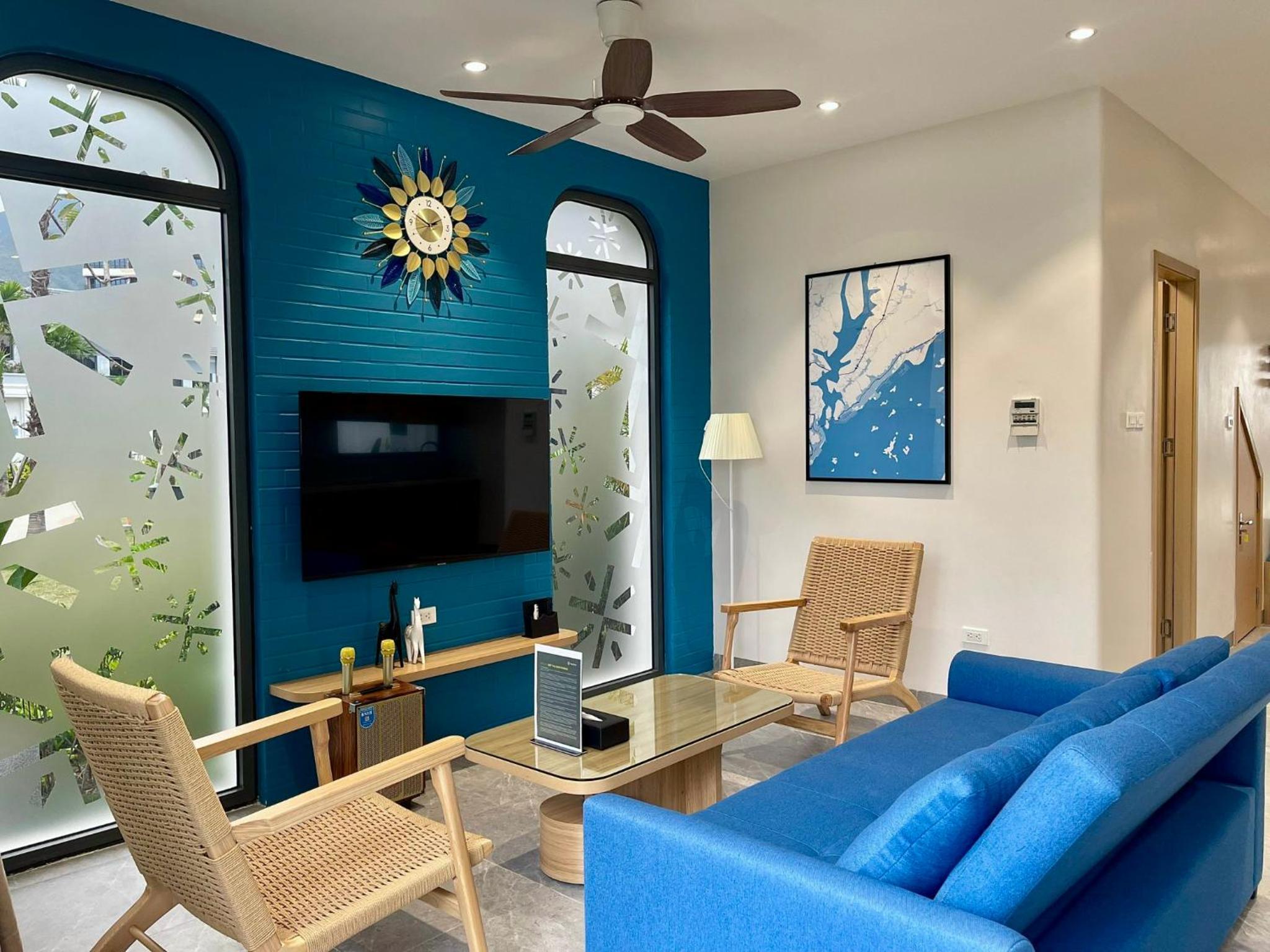 Superior Villa photo 2