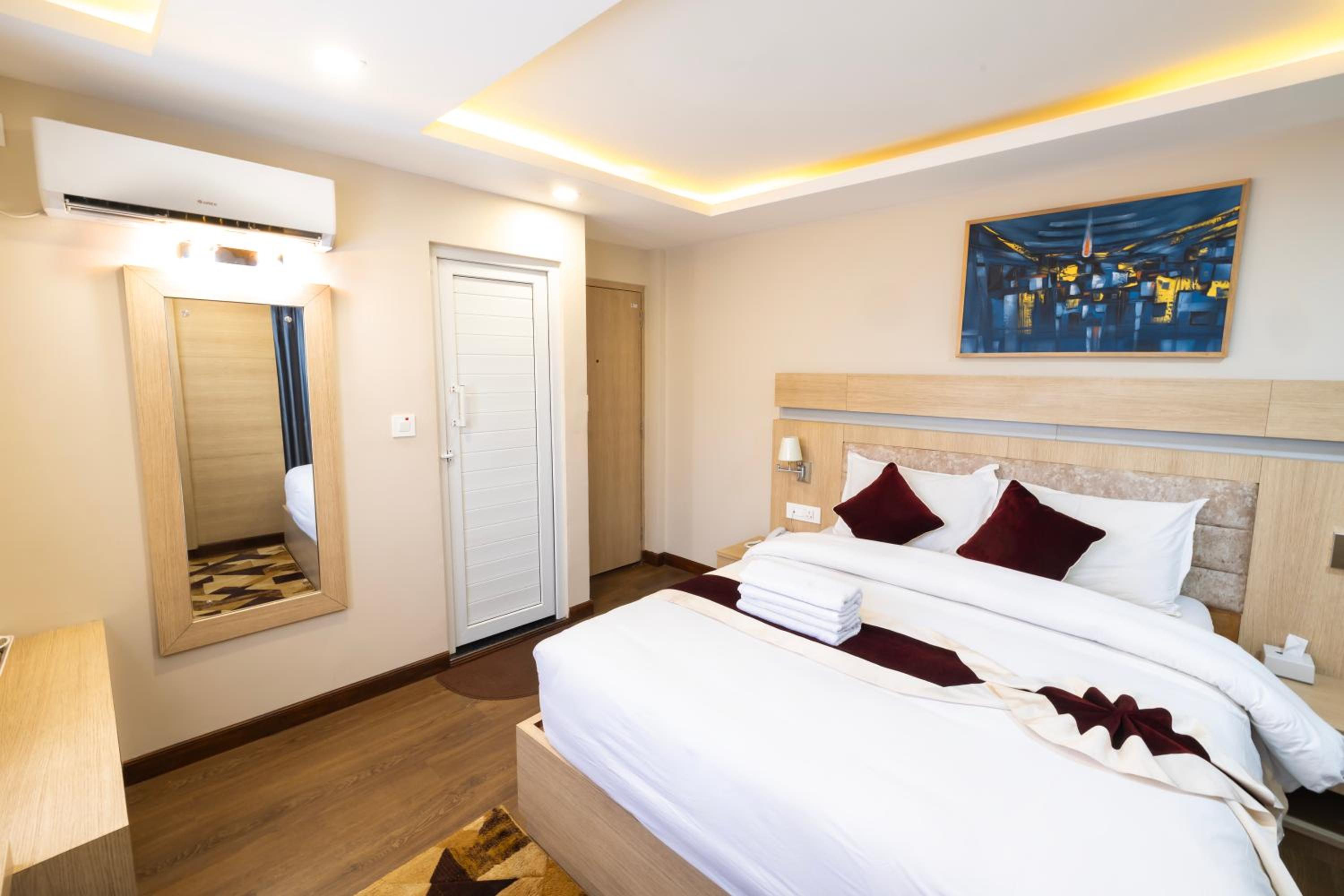 Deluxe Double Room - Photo 1