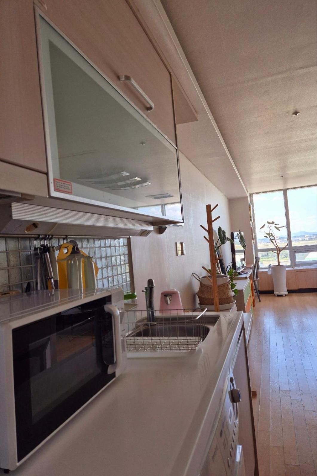 Studio Apartment - Photo 6