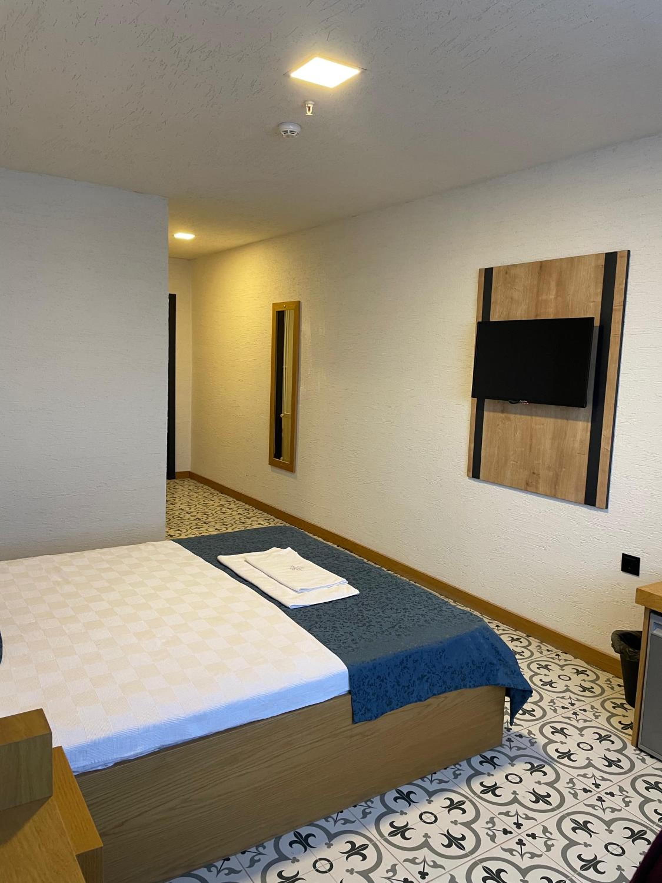 Standard Room photo 2