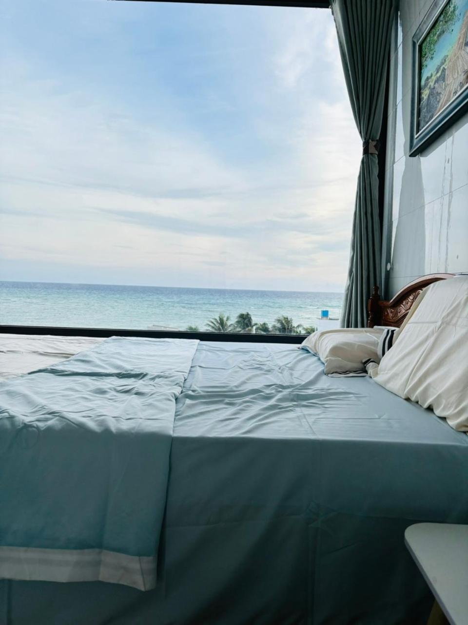 Double Room with Spa Bath photo 3