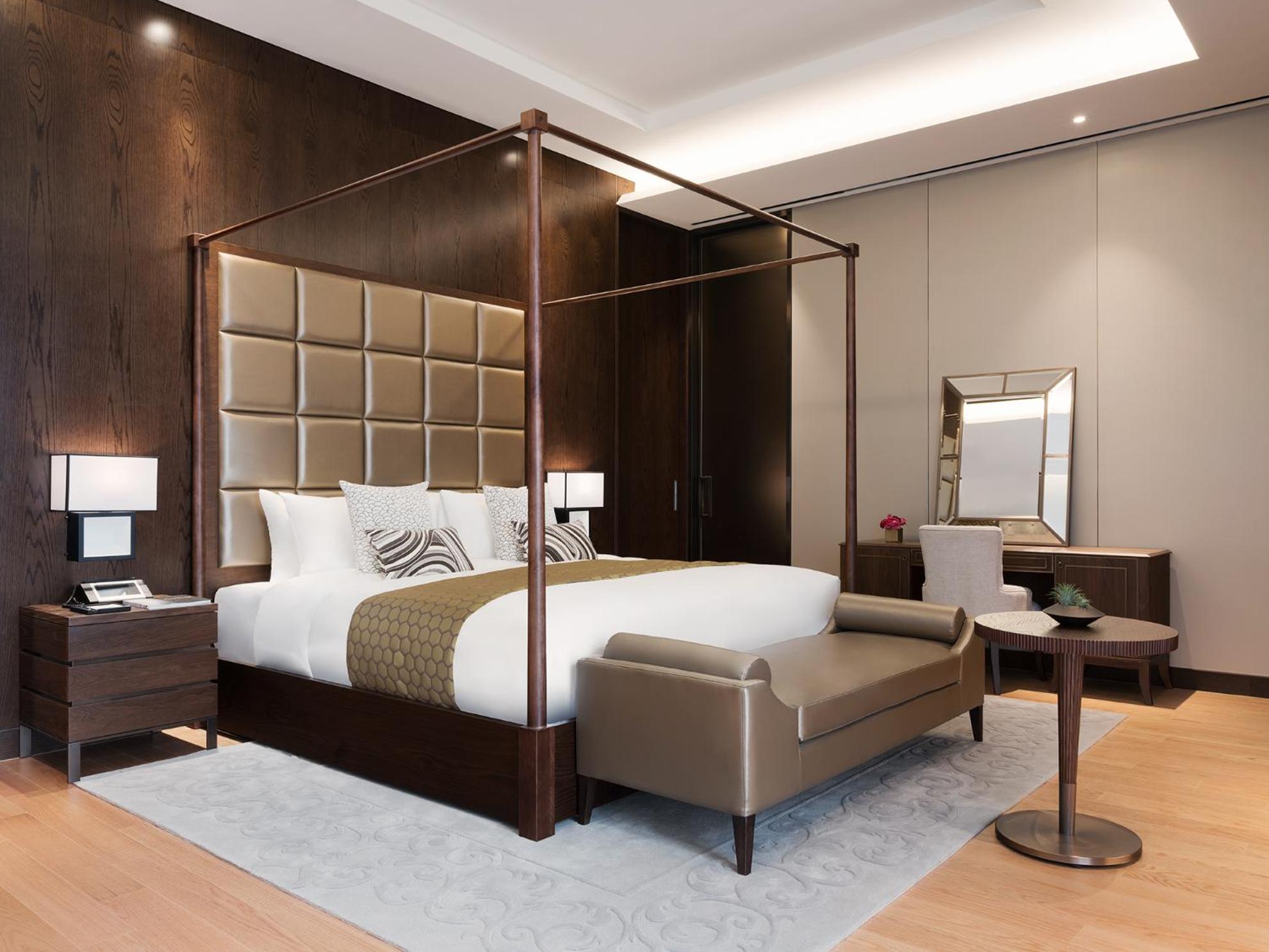 Three Bedroom Penthouse with Three King Beds photo 2