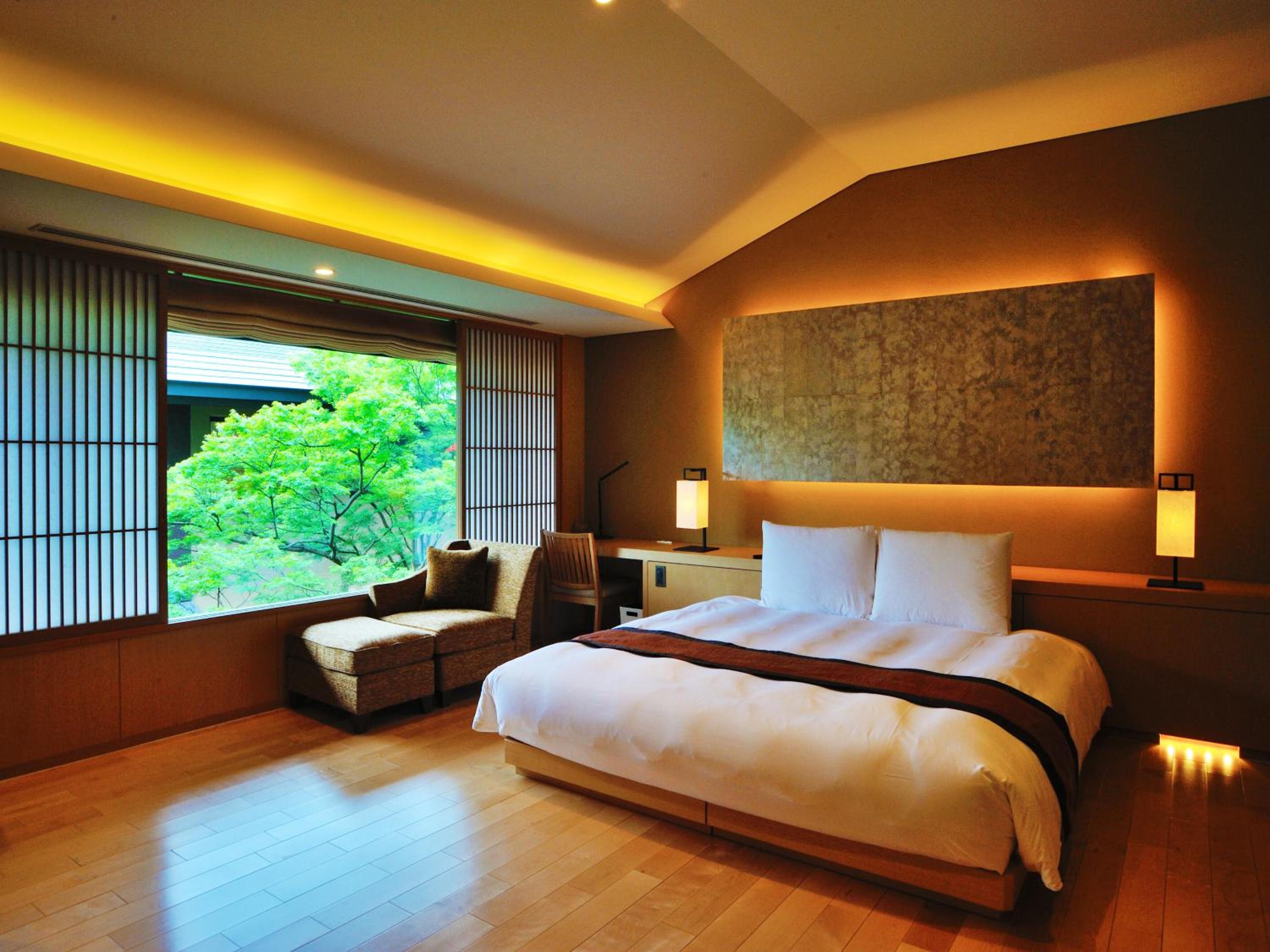 Deluxe Premier King Room