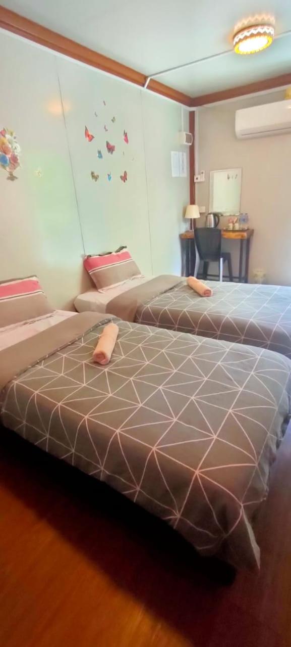 Deluxe Double or Twin Room photo 3