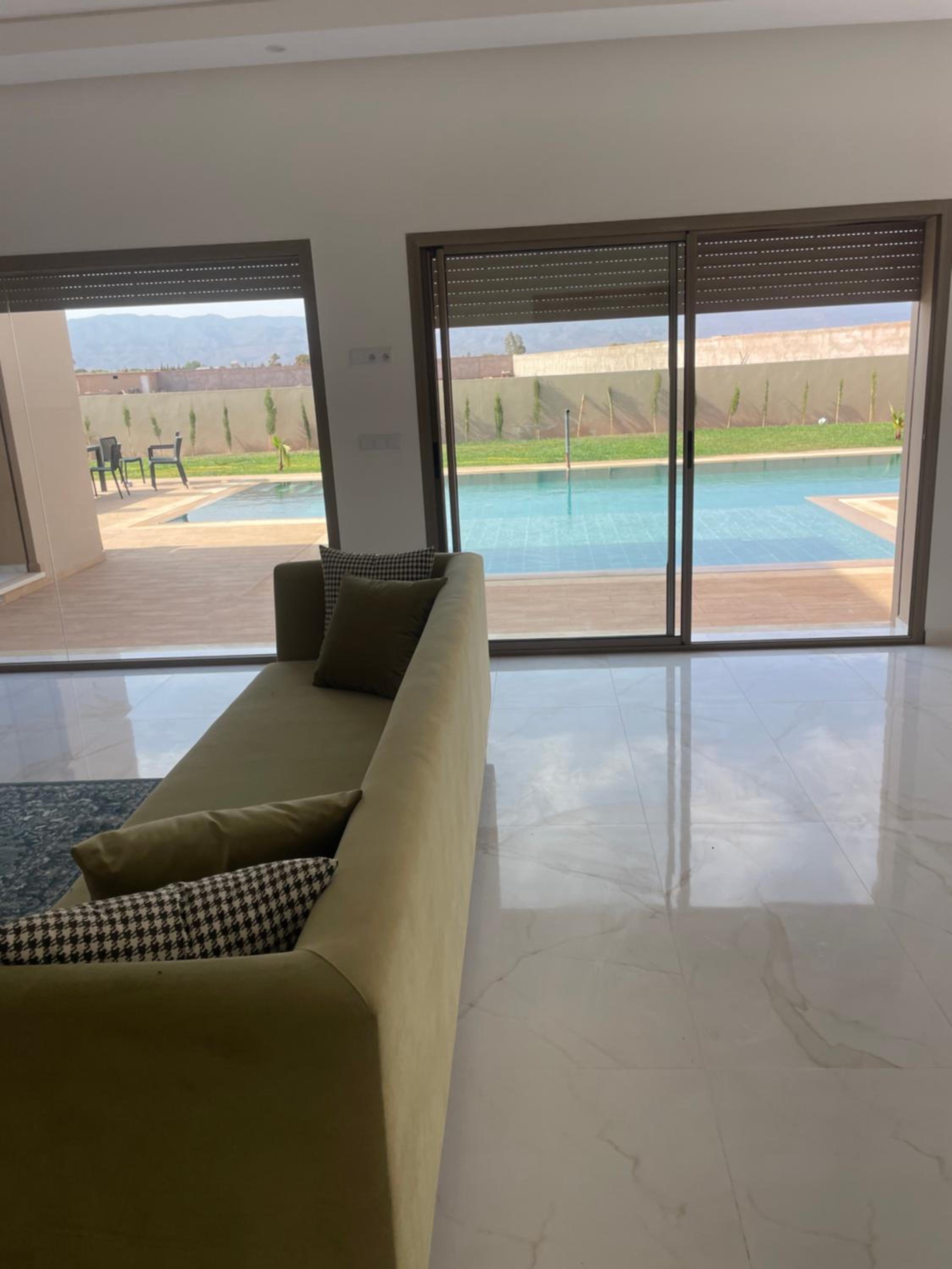 Villa photo 3