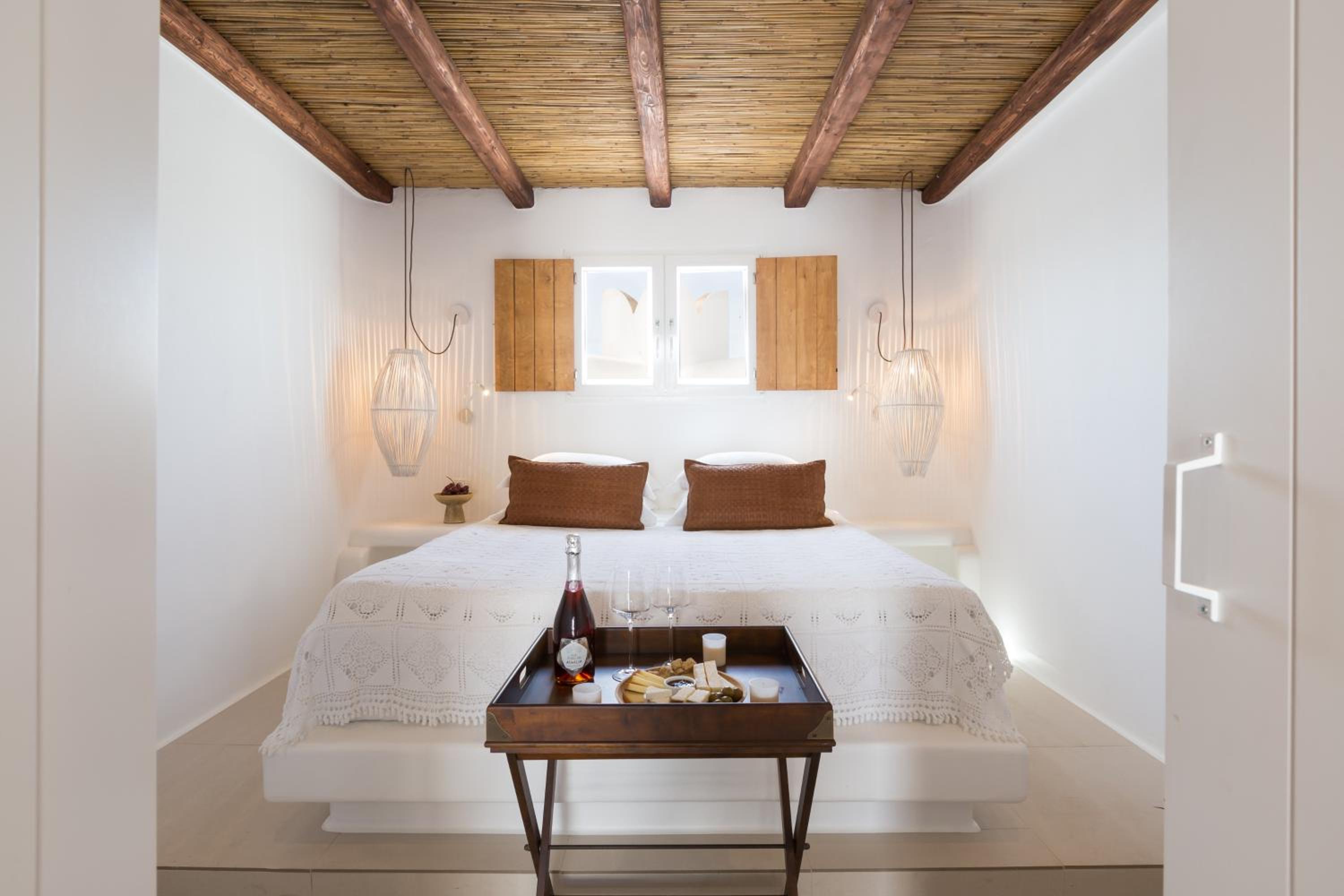 2 Room House with Private Terrace