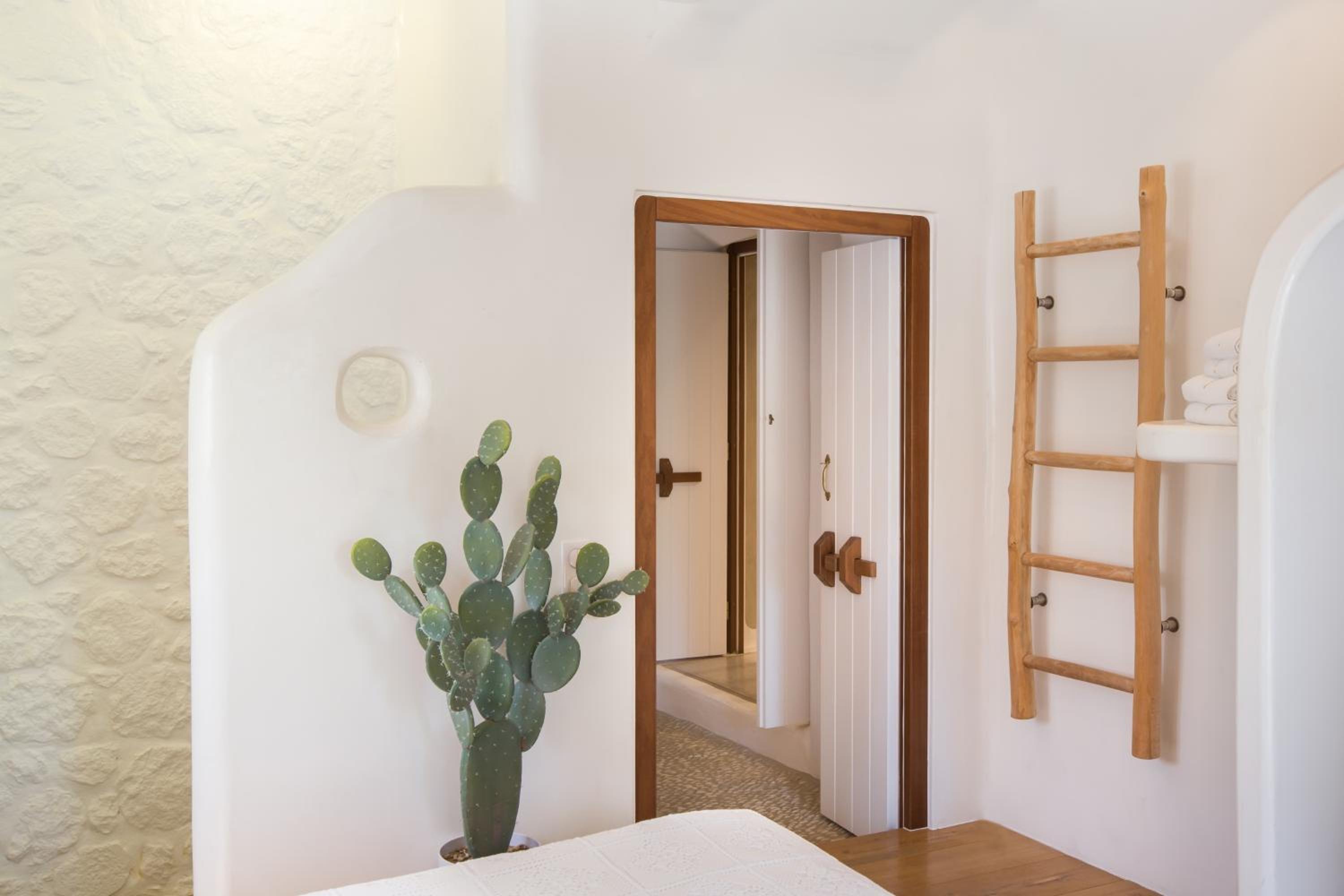 2 Bedroom Villa - Upper Floor