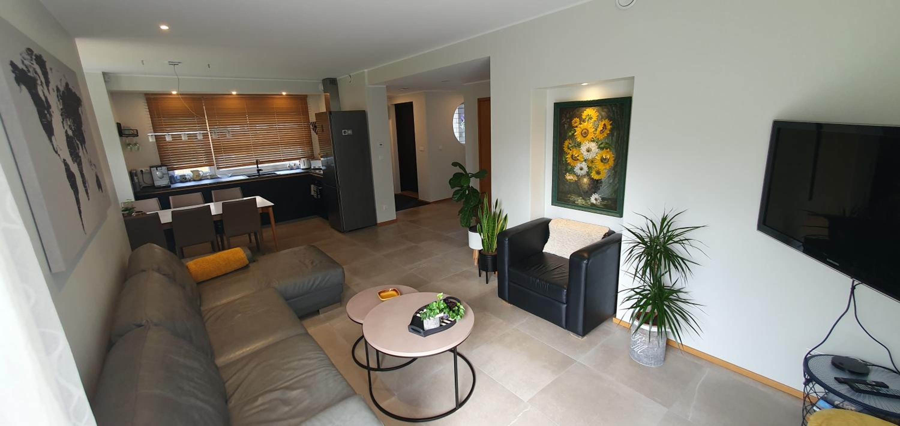 Four-Bedroom House - Photo 14