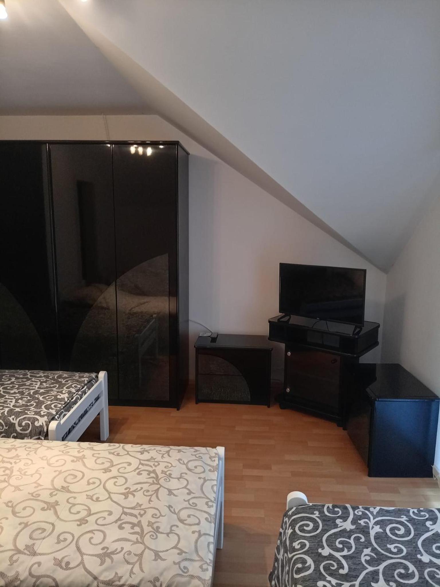 Twin Room with Terrace photo 2