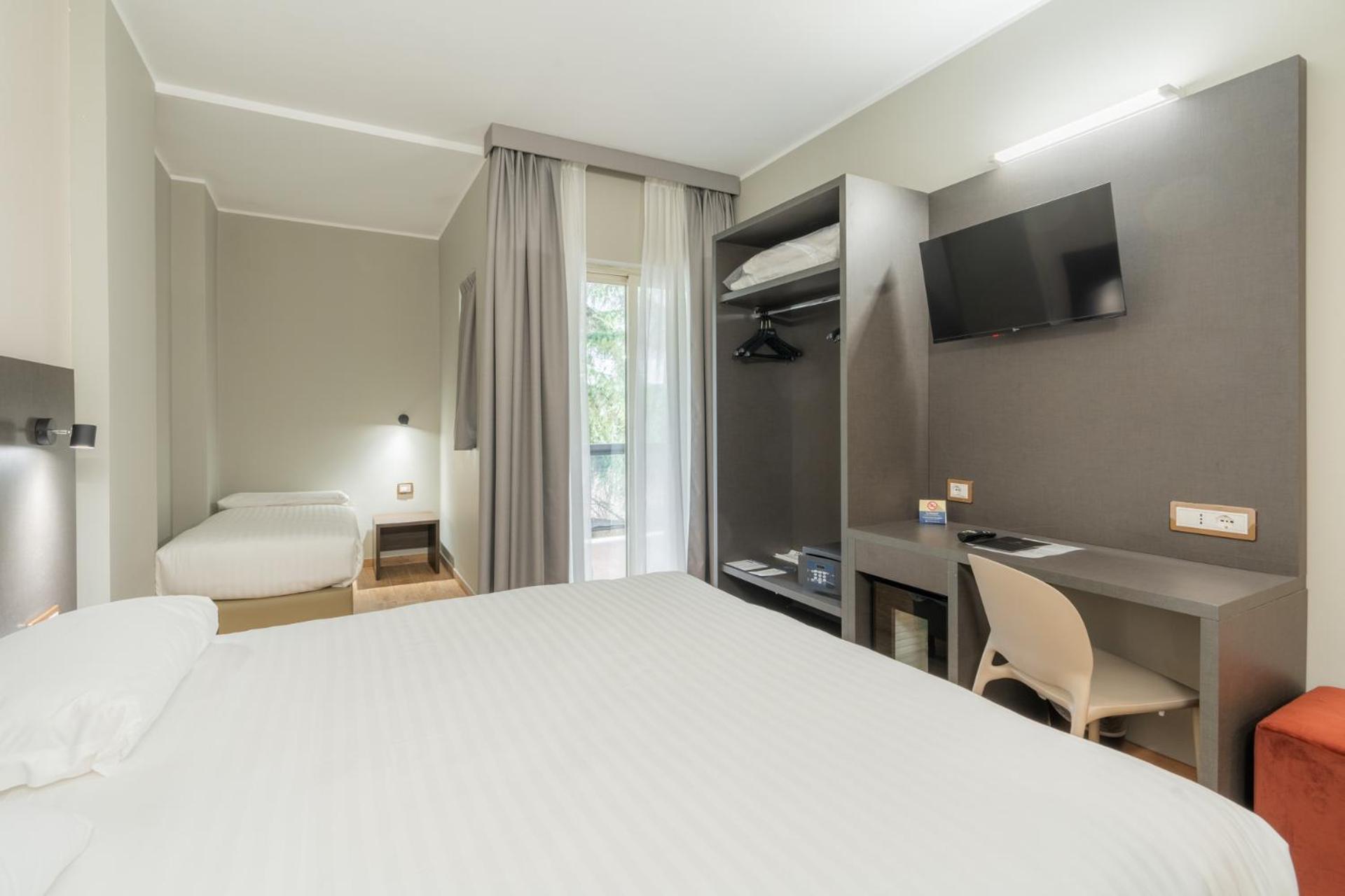 Comfort Triple Room