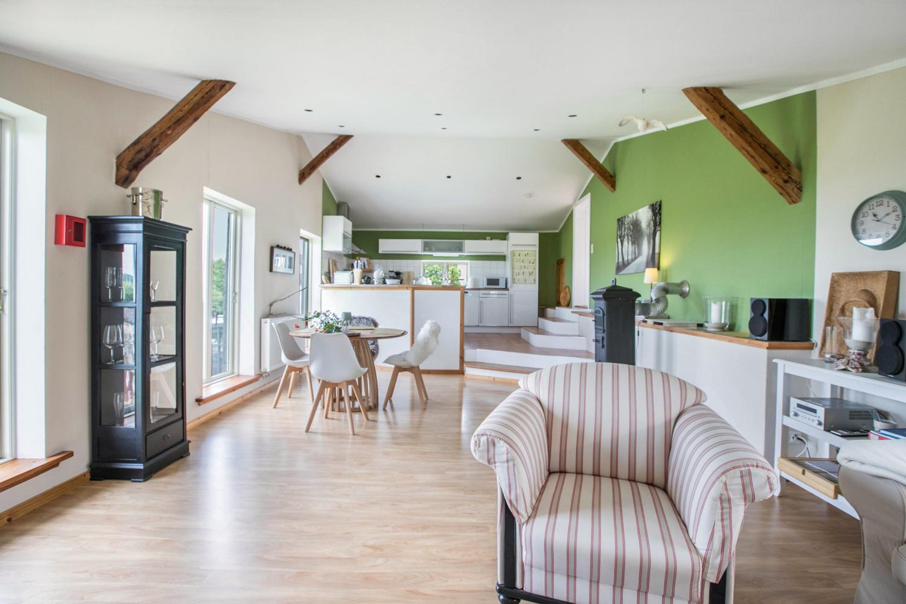 Two-Bedroom Deluxe Apartment with Garden View