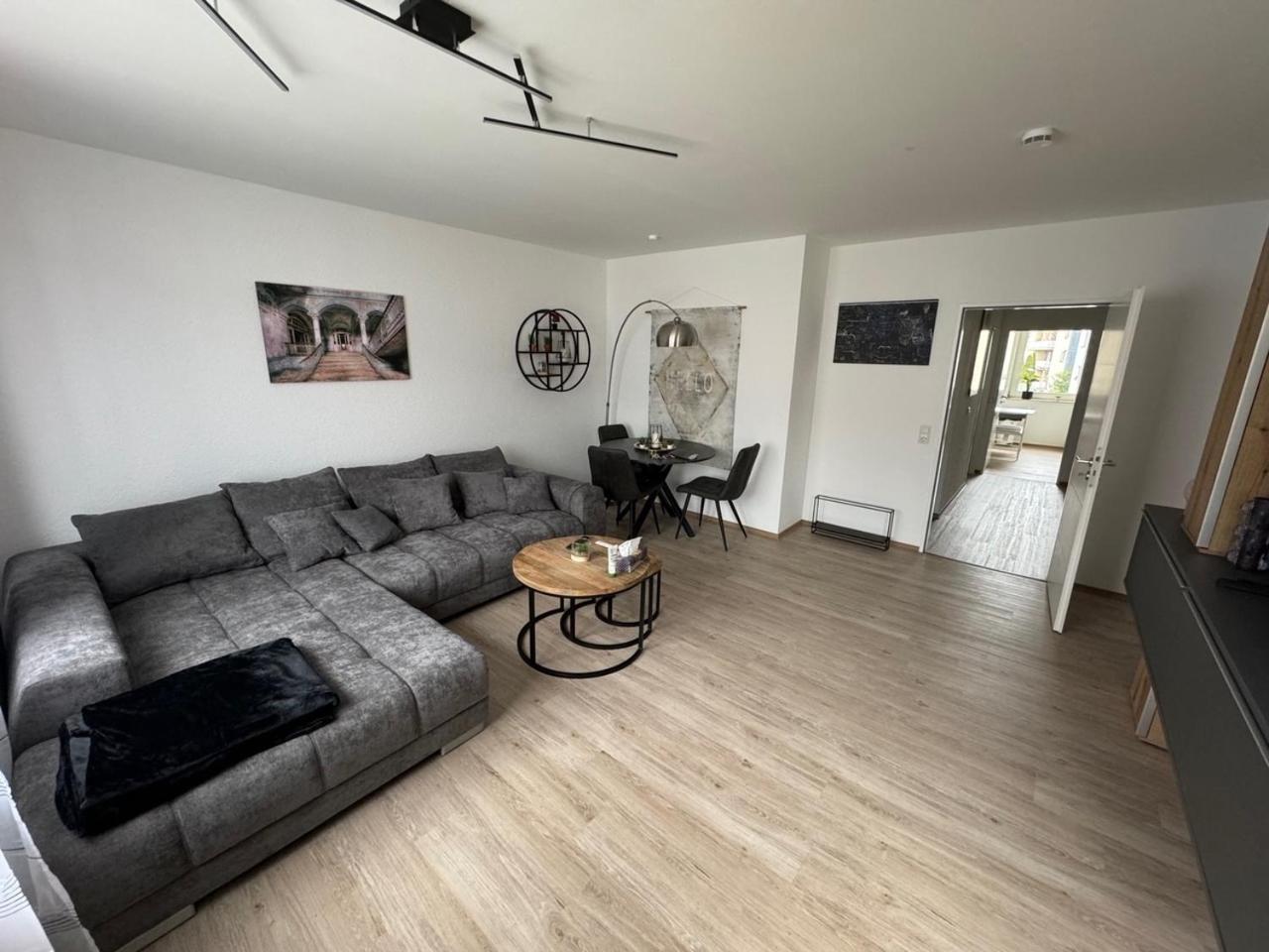 One-Bedroom Apartment with Balcony photo 2