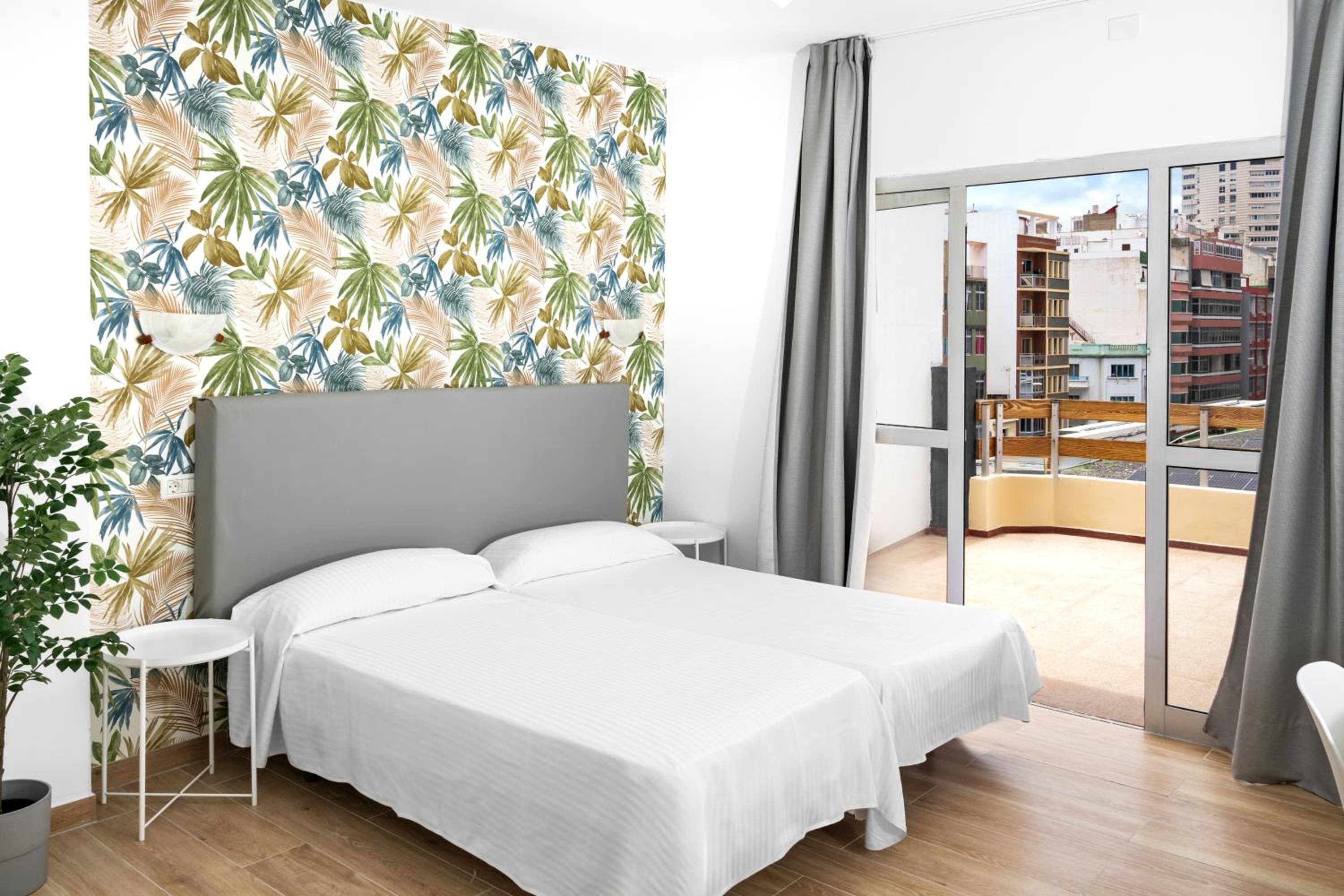 Twin Room - Photo 4