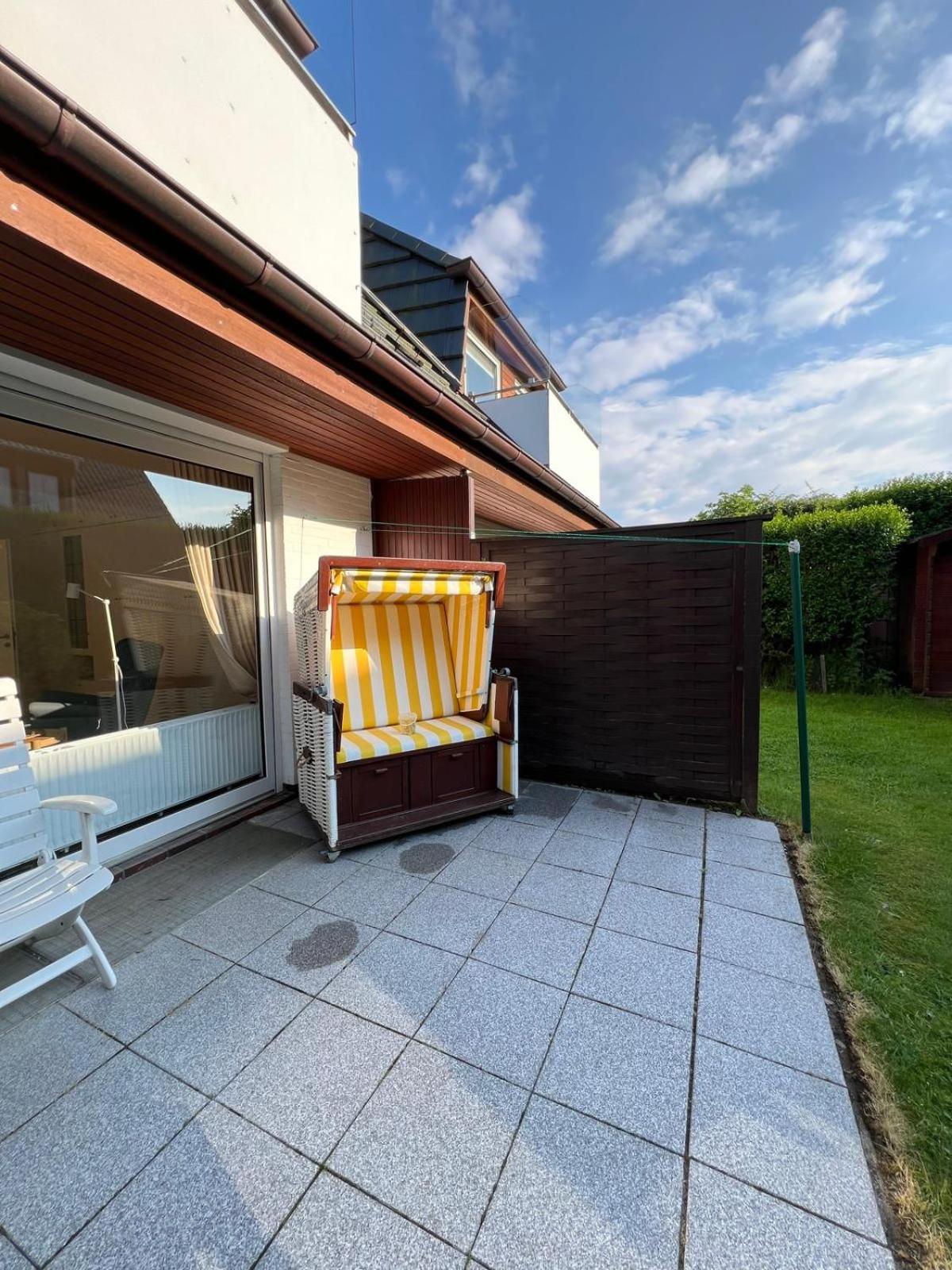 Apartment with Terrace - Photo 8