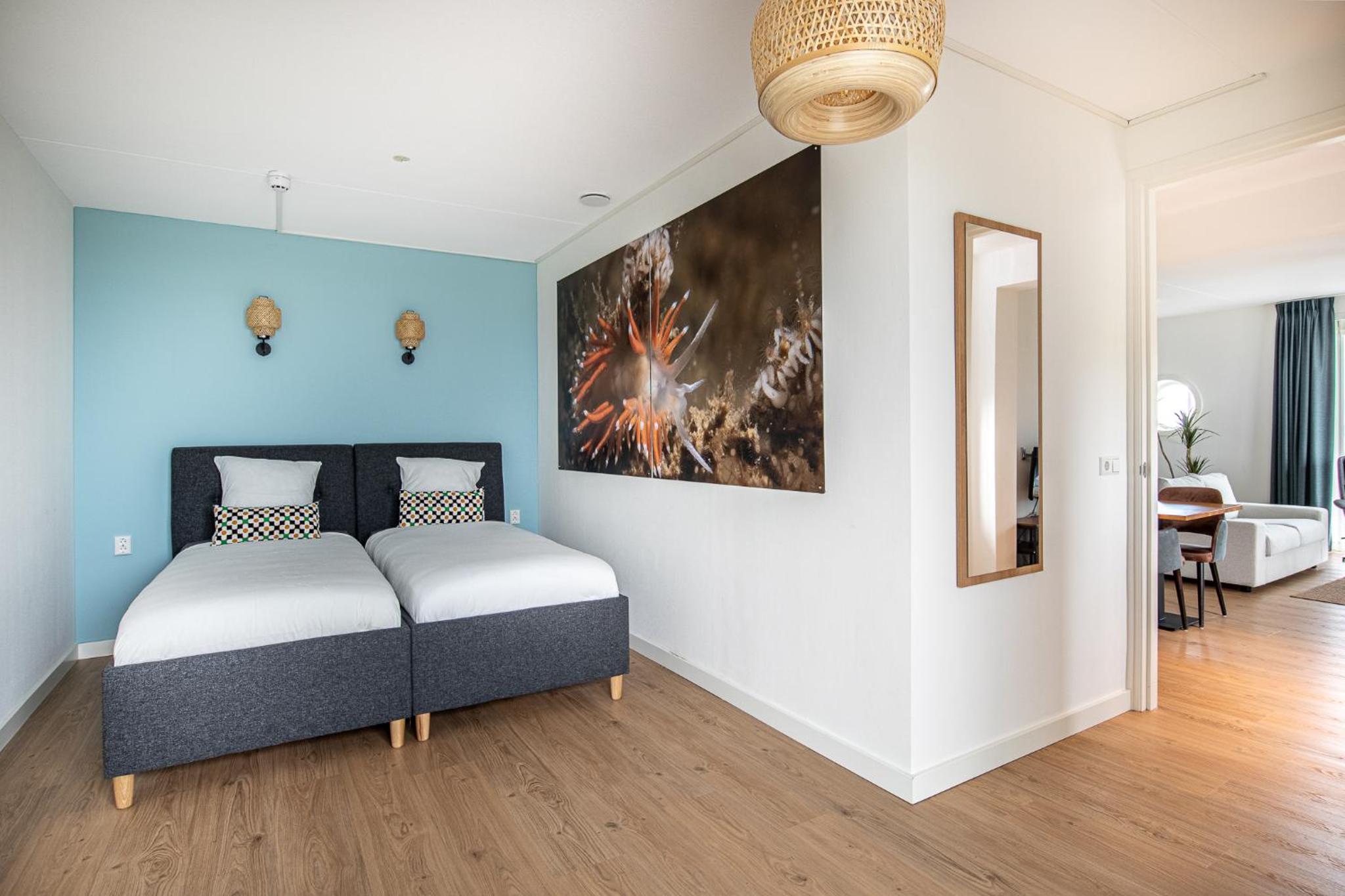 Apartment with Terrace - Photo 19
