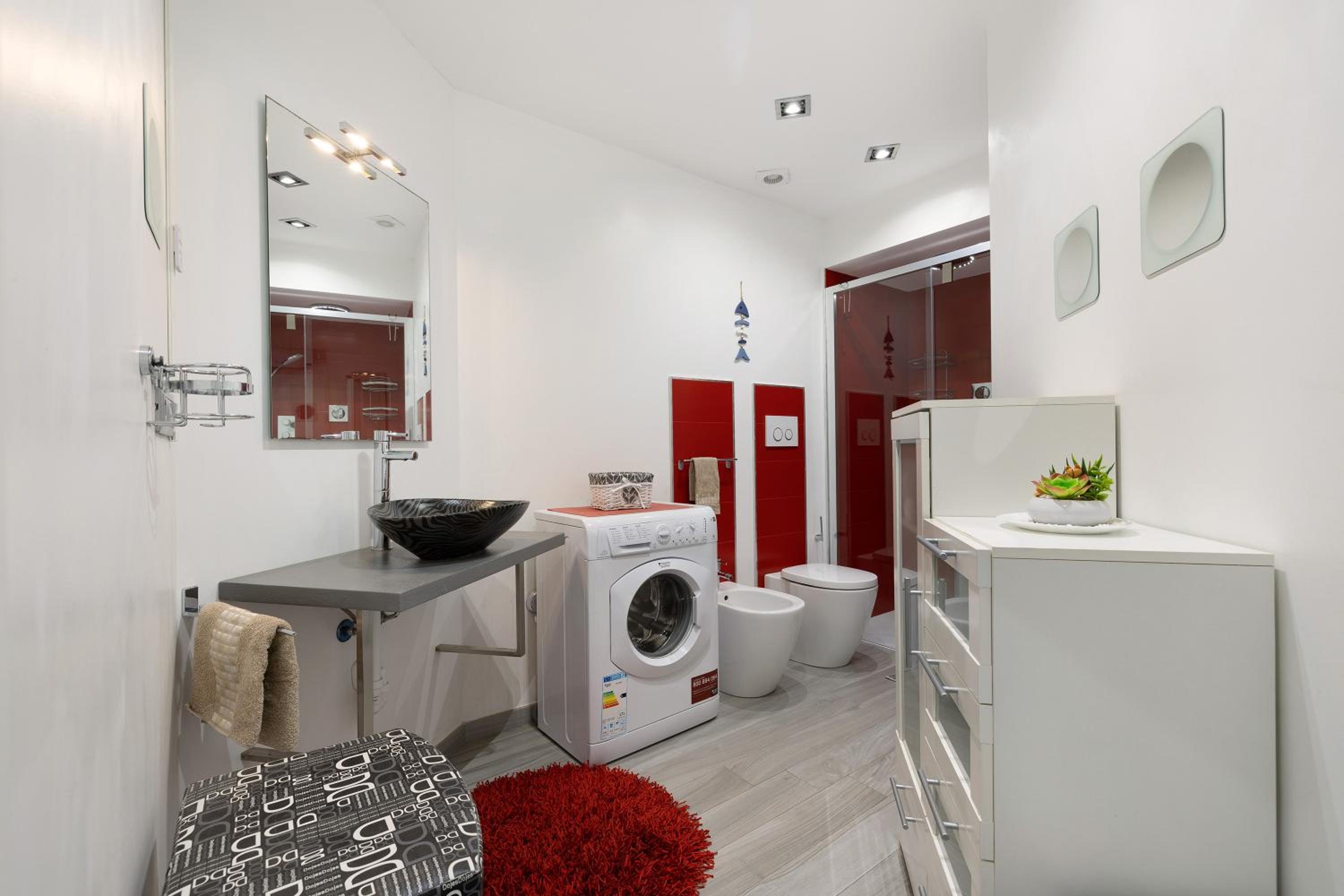 Two-Bedroom Deluxe Apartment with Ocean View photo 3
