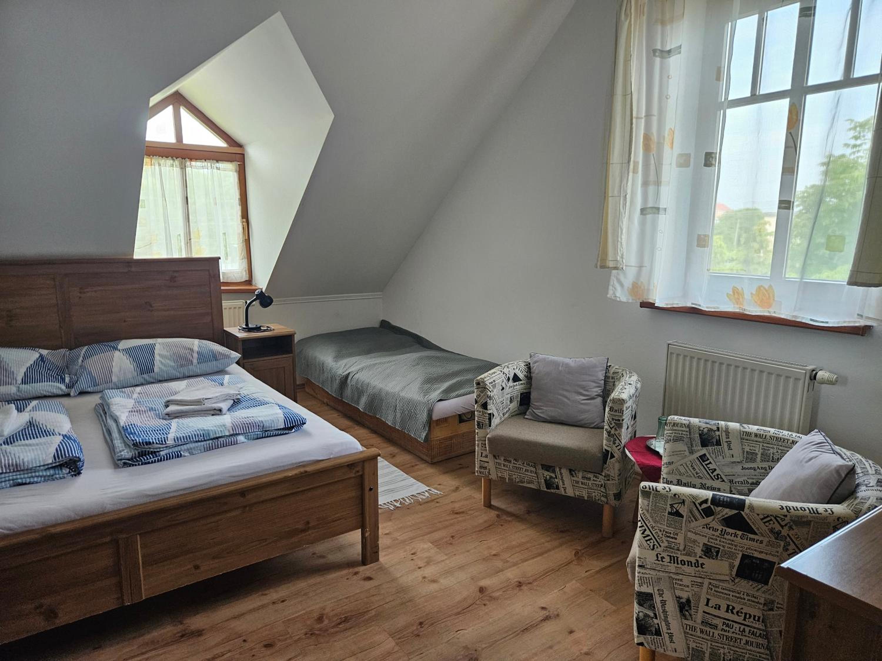Double Room - Photo 3